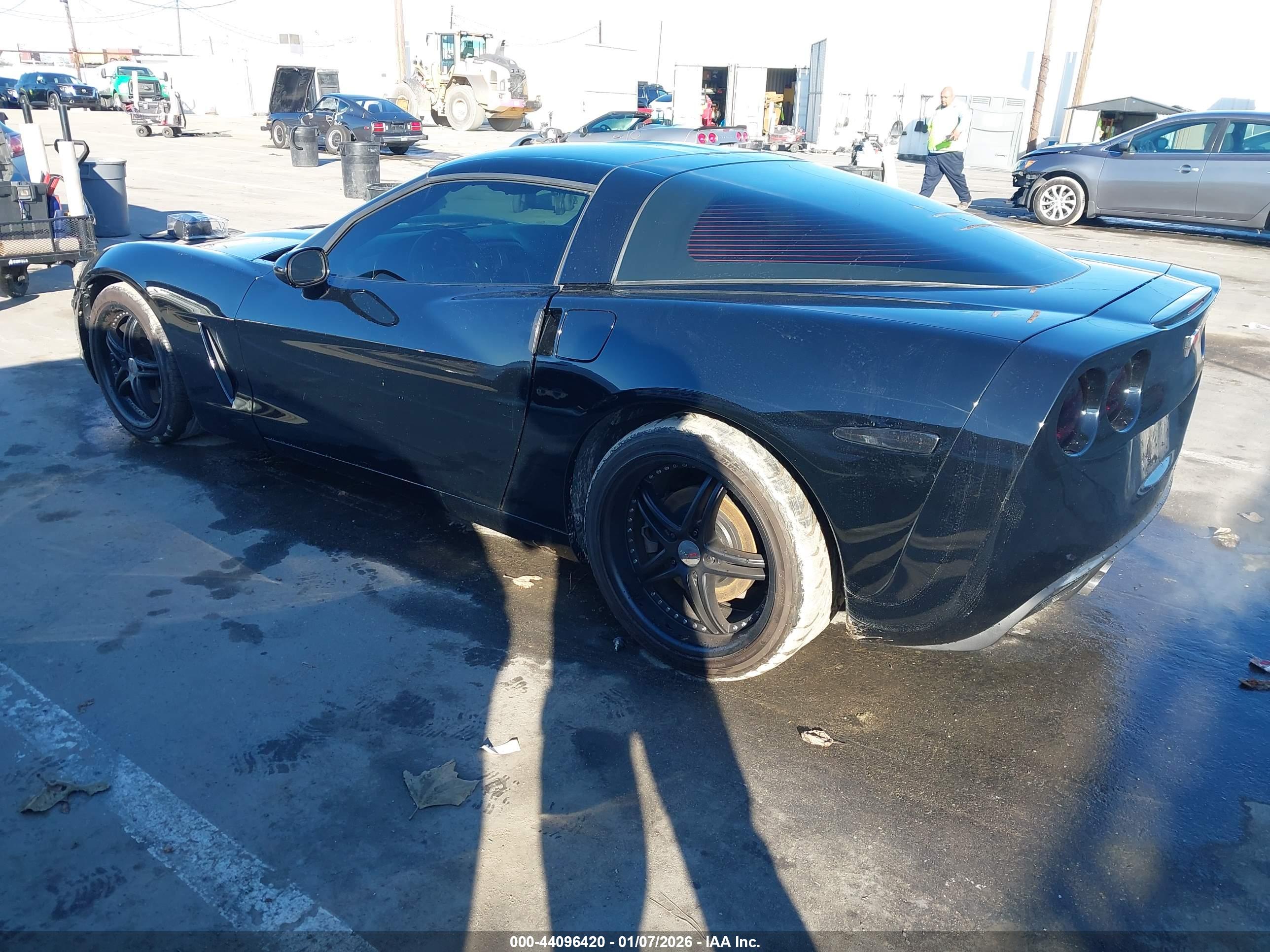 CHEVROLET CORVETTE image 3