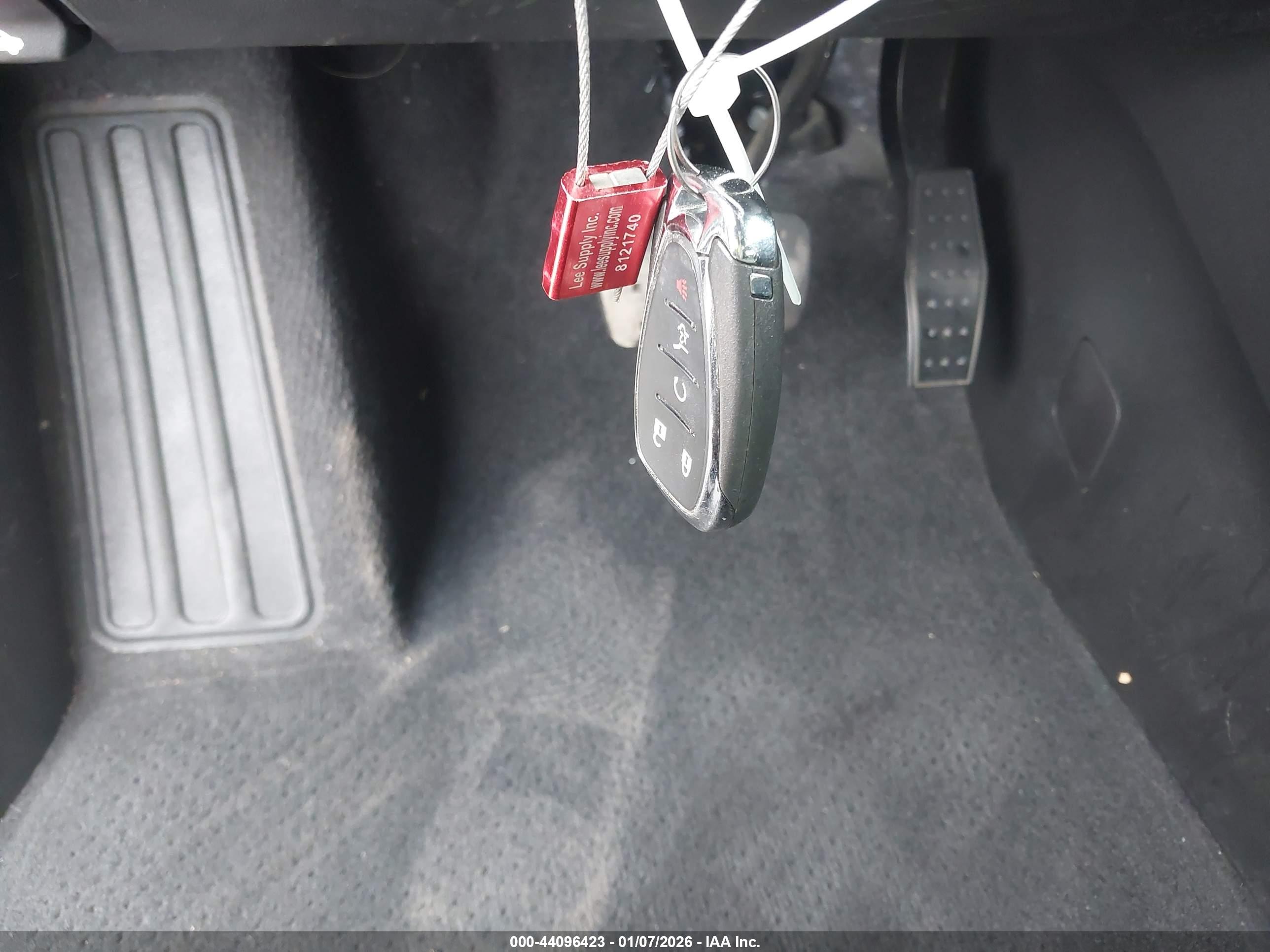 CHEVROLET TRAVERSE image 11