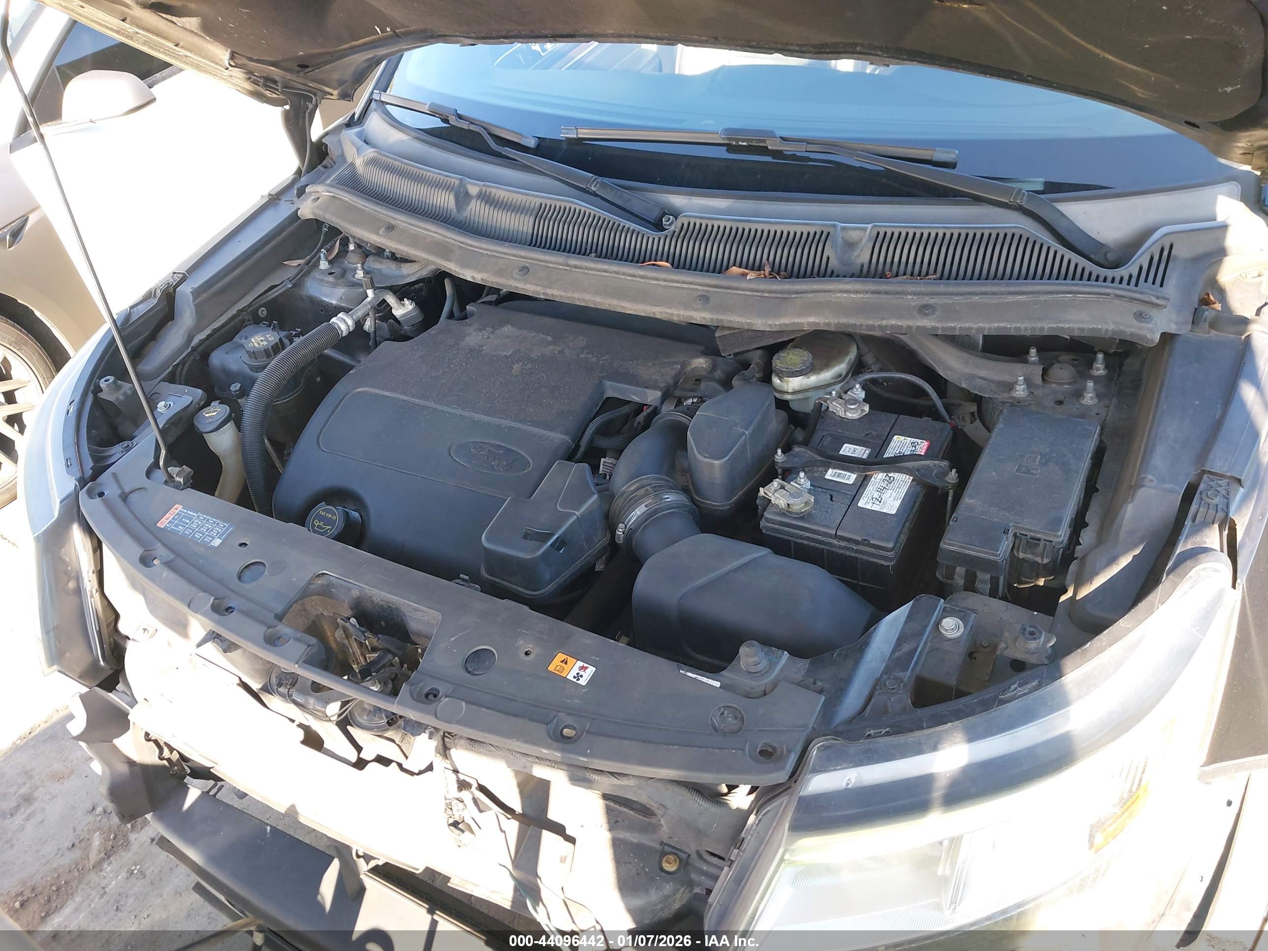 FORD EXPLORER image 10