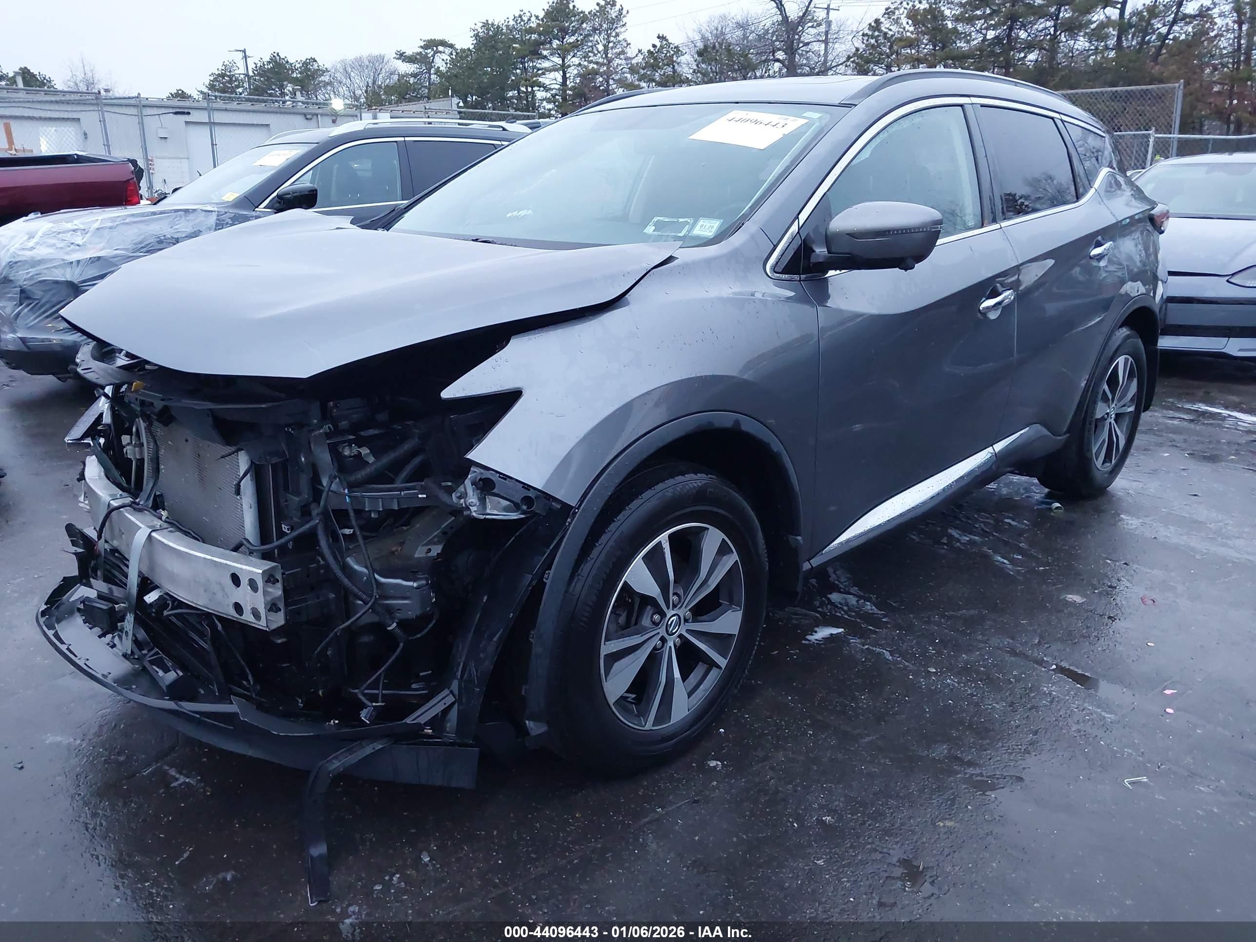 NISSAN MURANO image 2