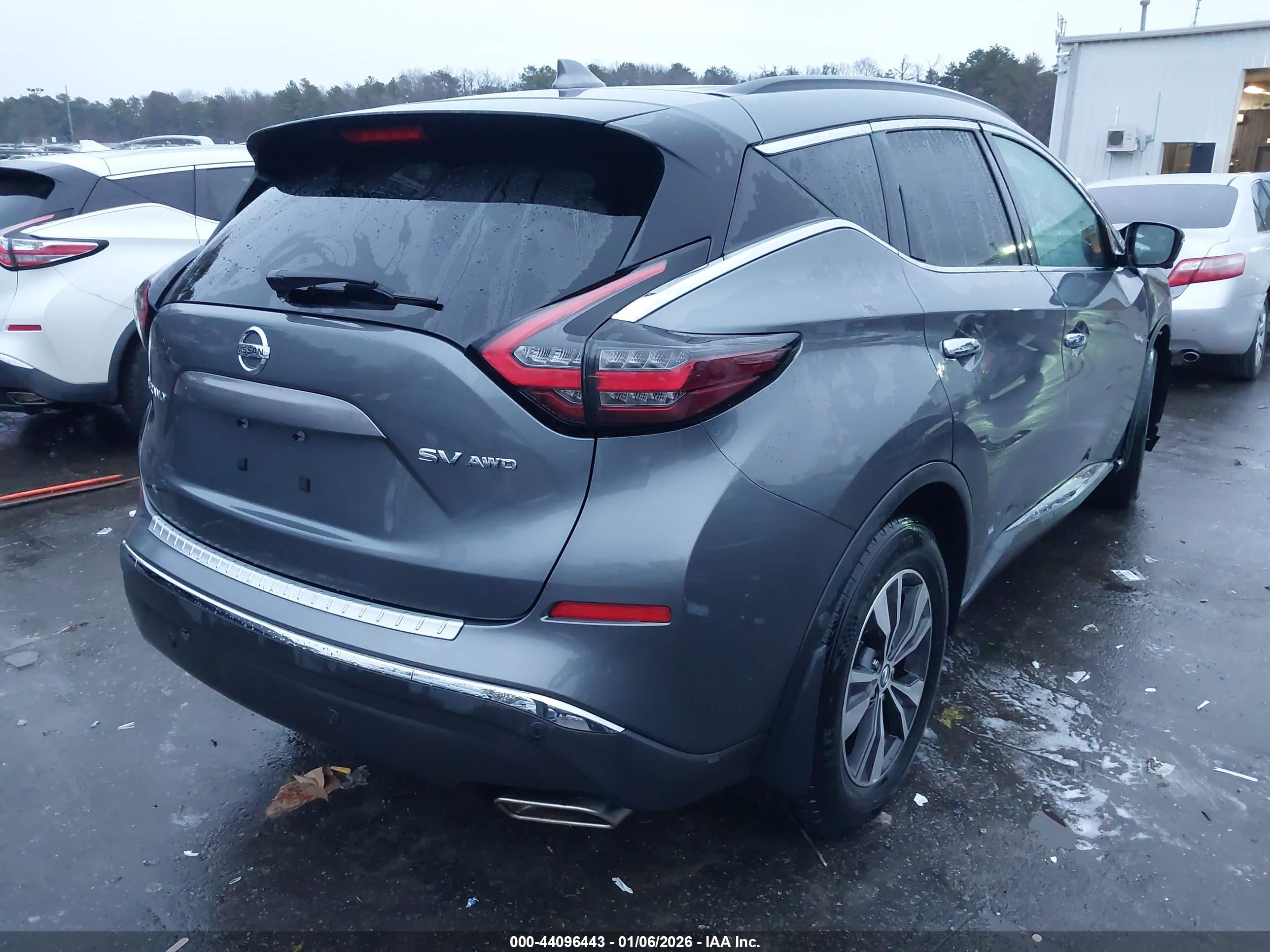 NISSAN MURANO image 4