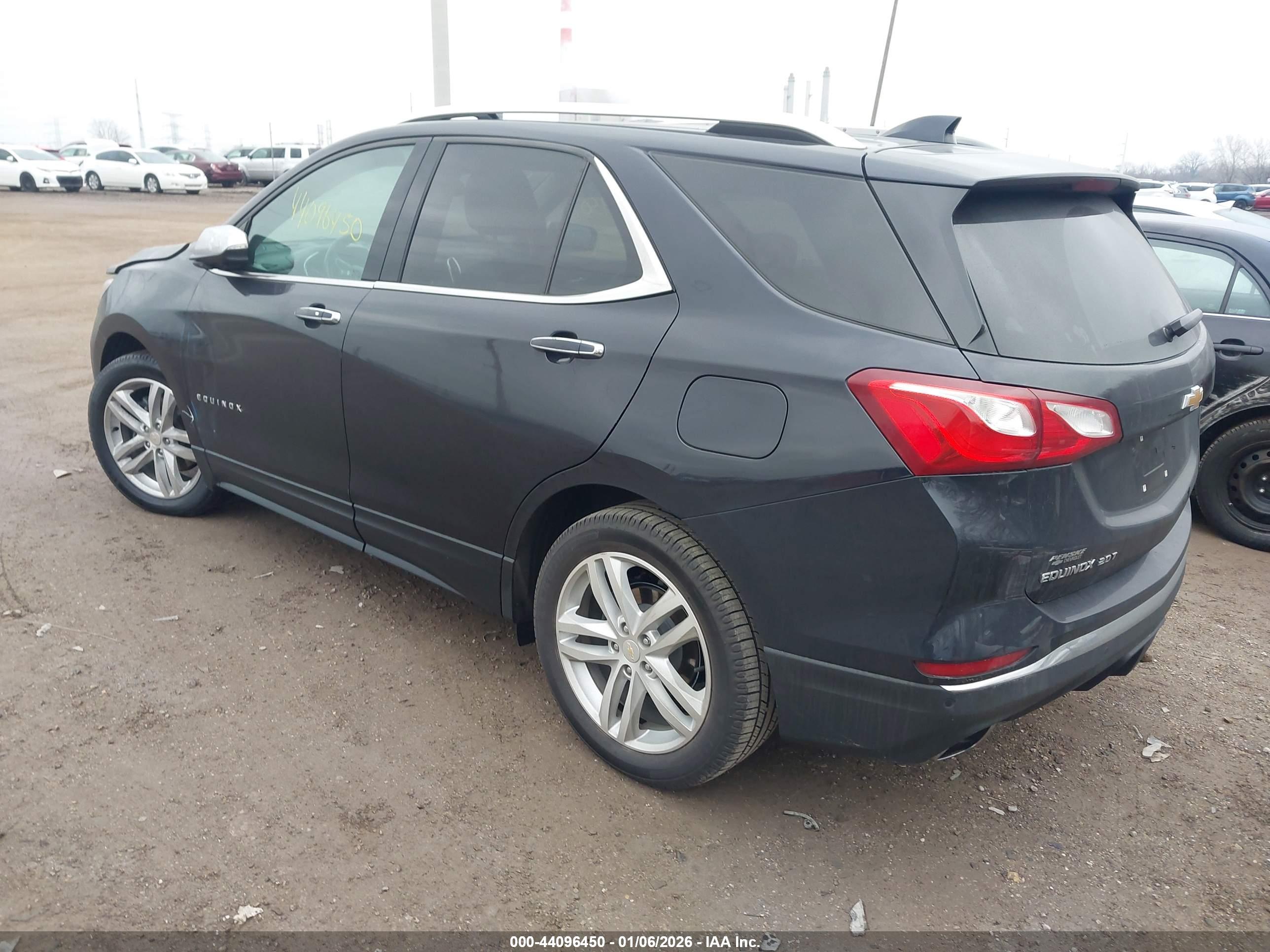 CHEVROLET EQUINOX image 3