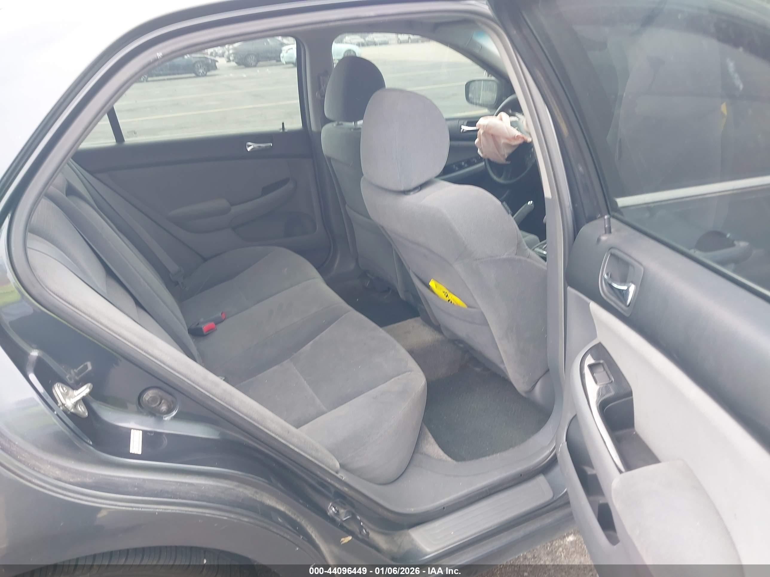 HONDA ACCORD image 8