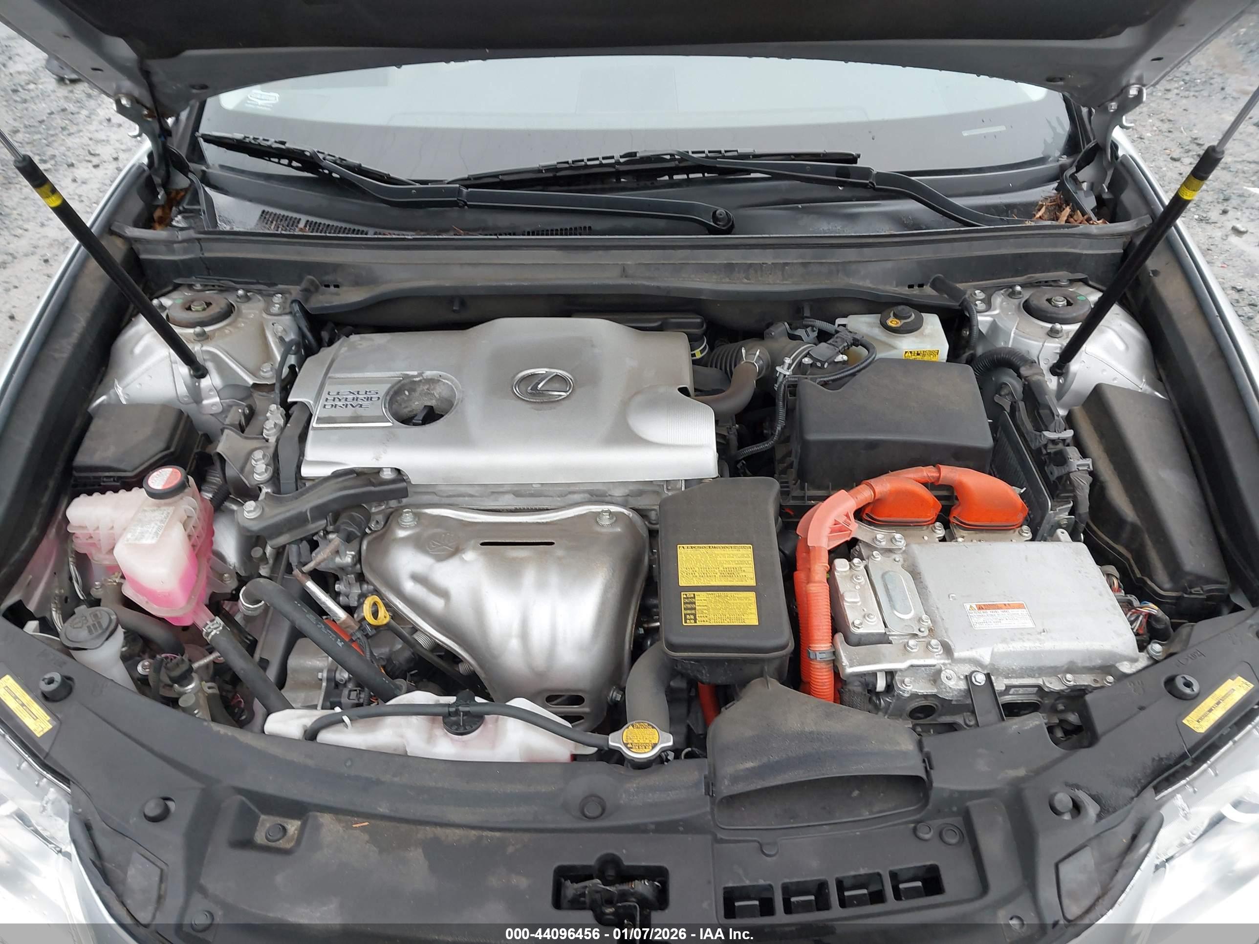 LEXUS ES image 10