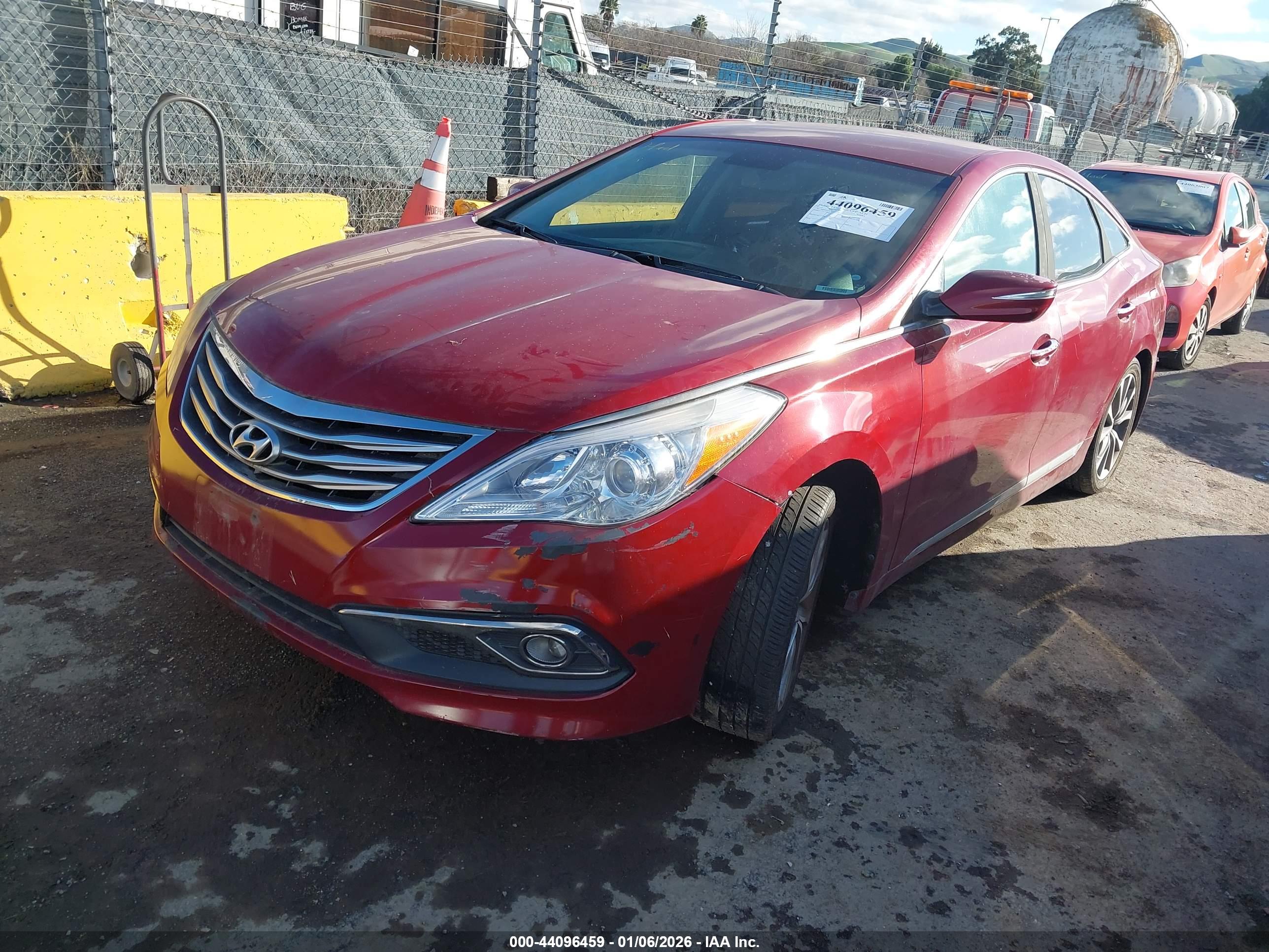HYUNDAI AZERA image 2
