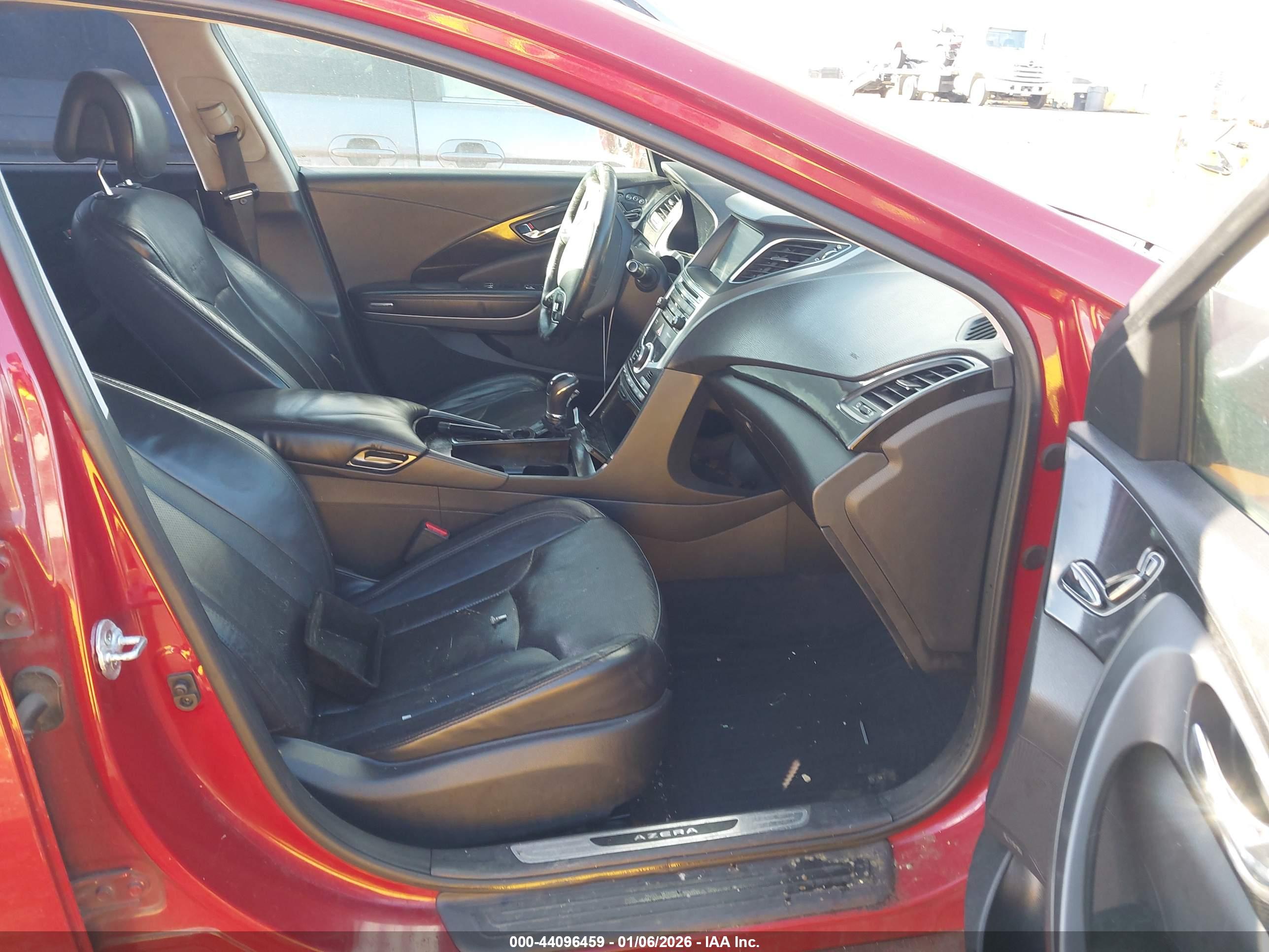 HYUNDAI AZERA image 5