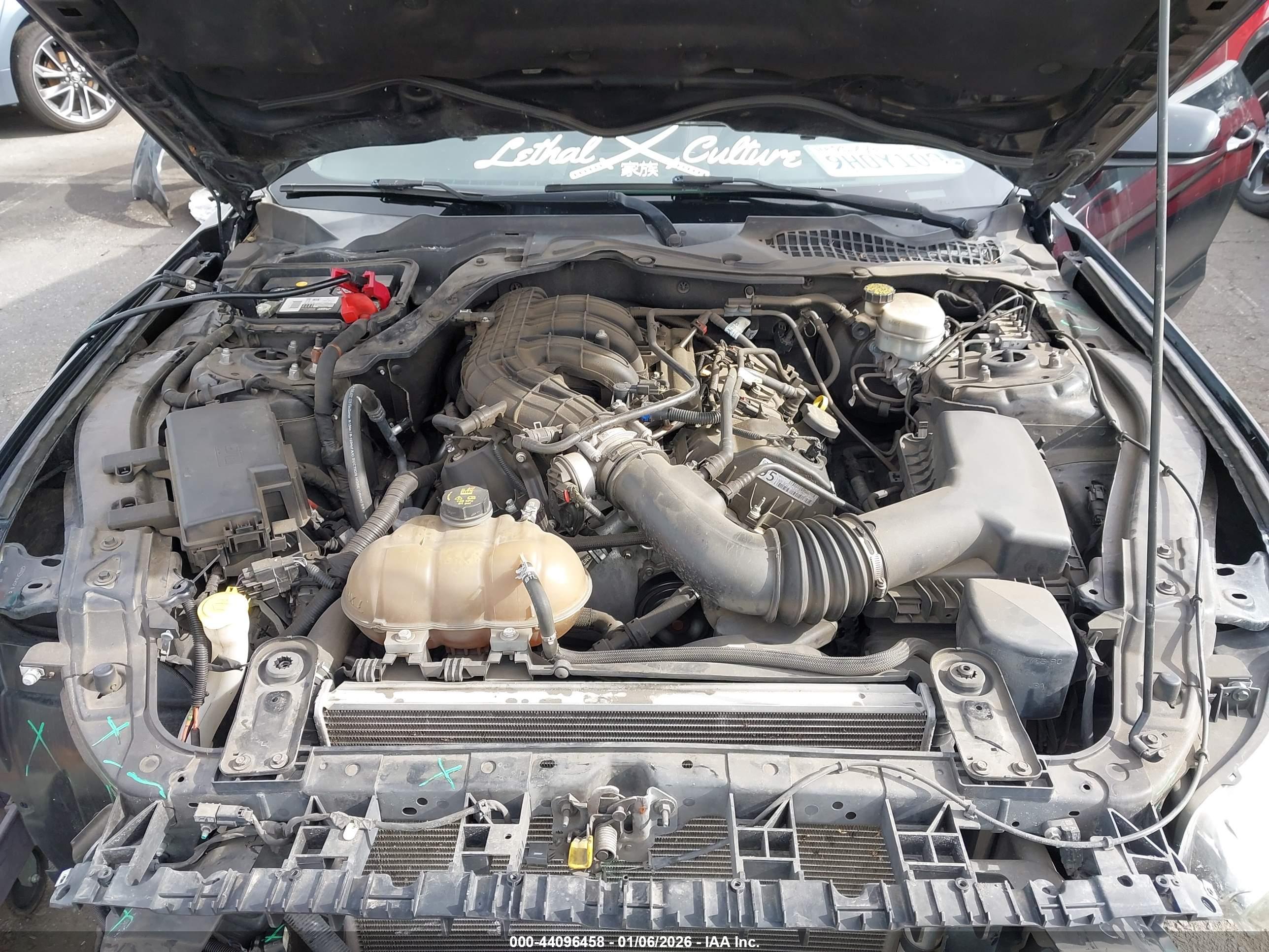FORD MUSTANG image 10