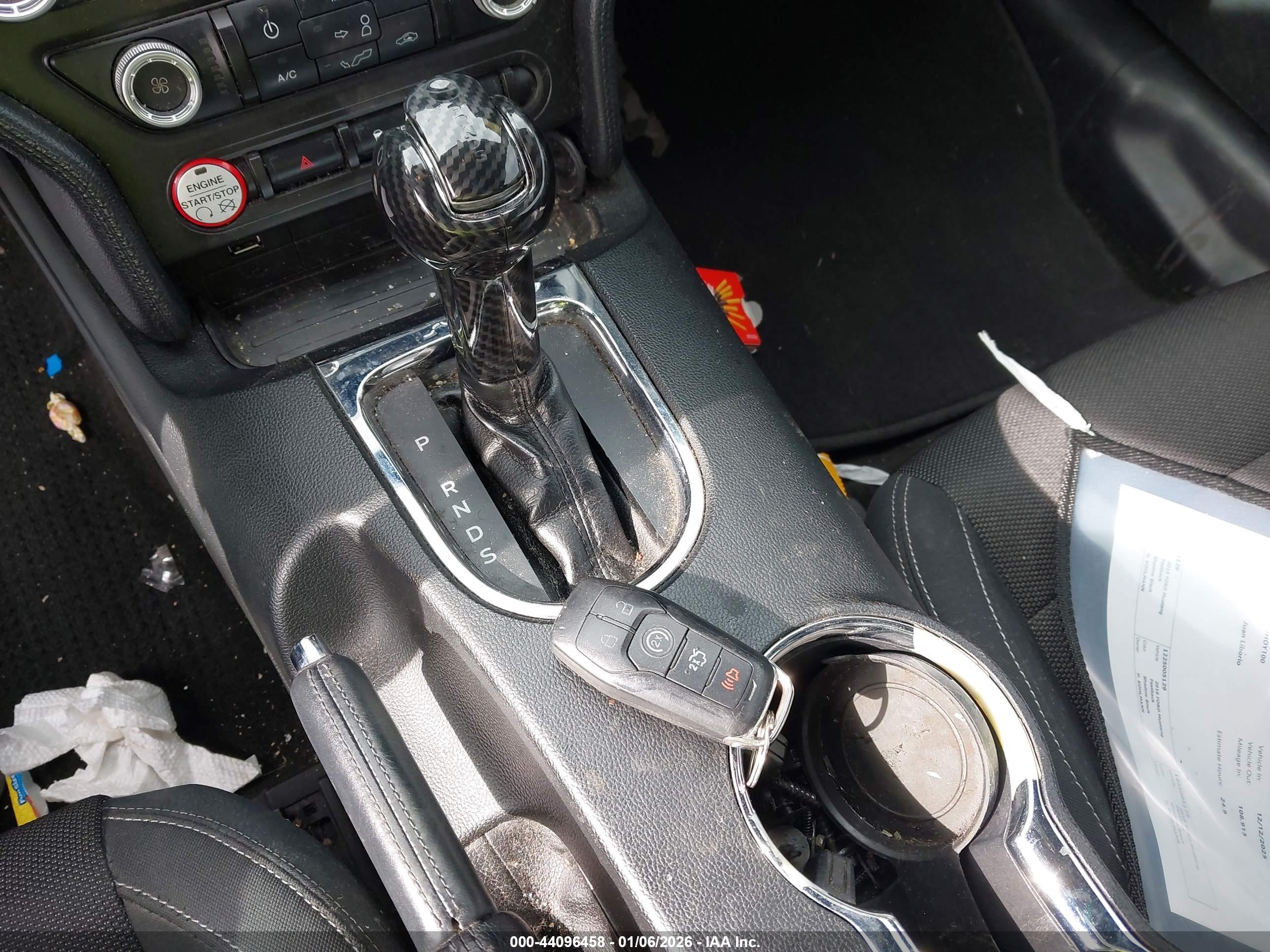 FORD MUSTANG image 11
