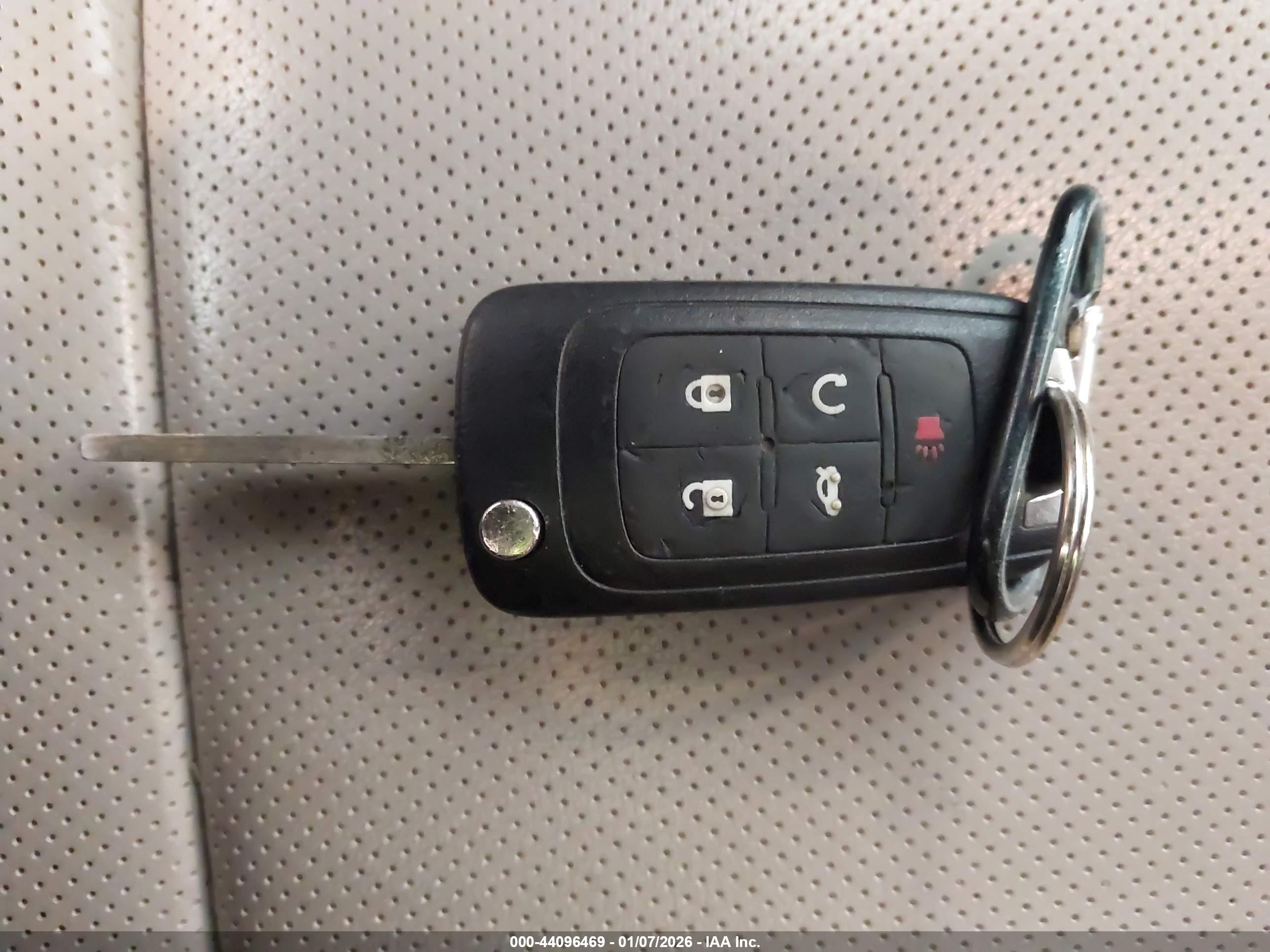 GMC TERRAIN image 11