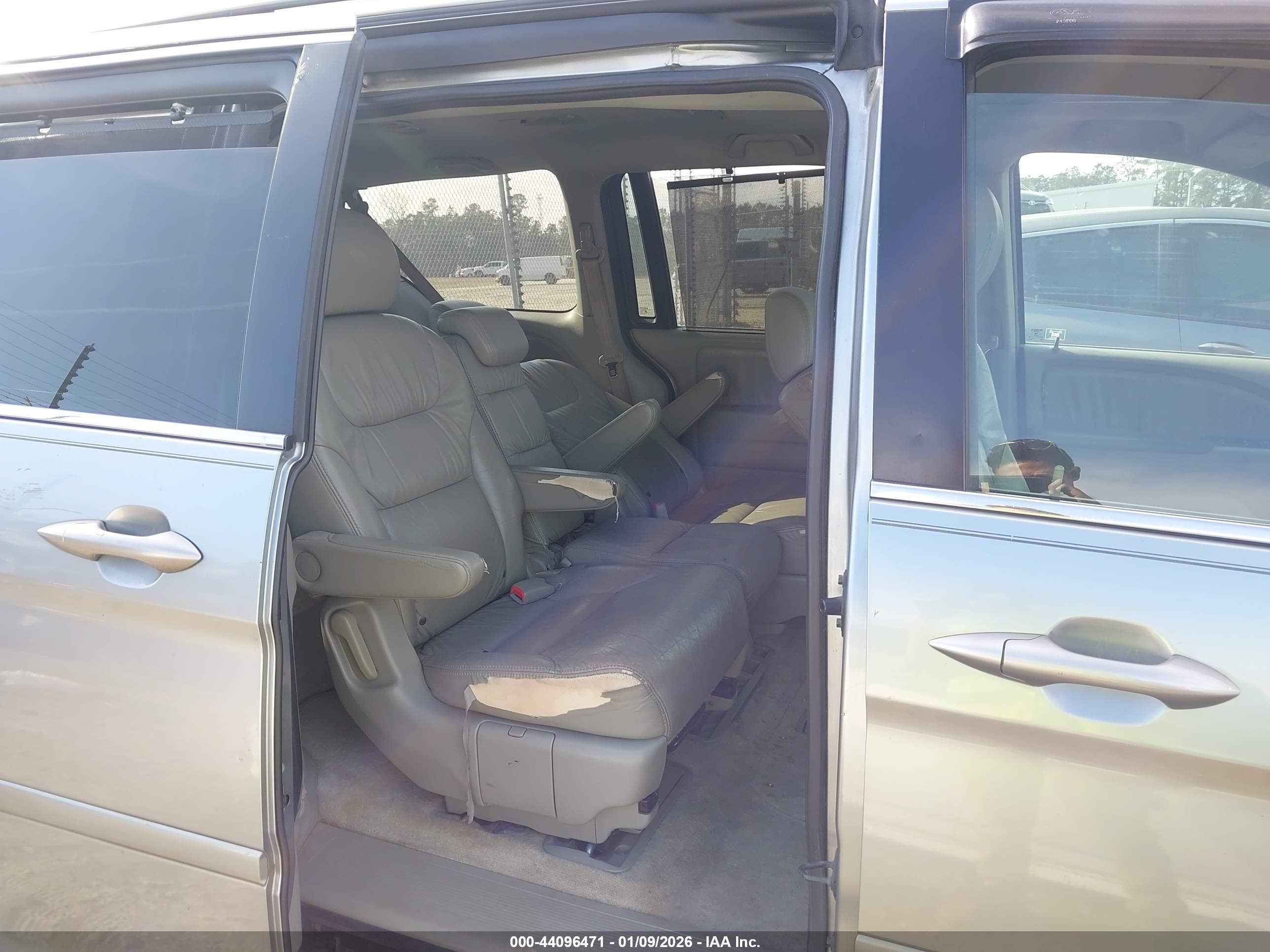 HONDA ODYSSEY image 8