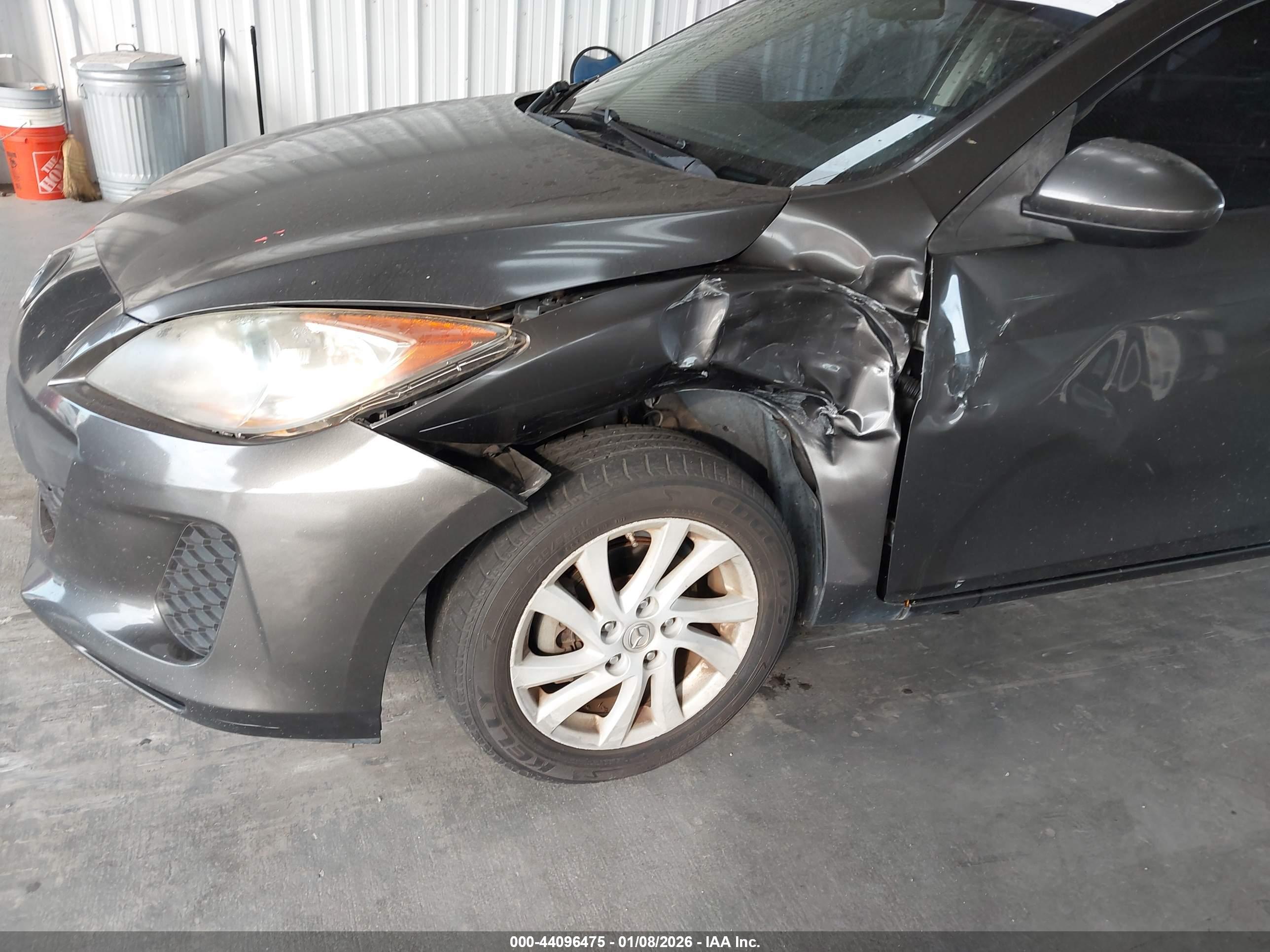 MAZDA MAZDA3 image 6