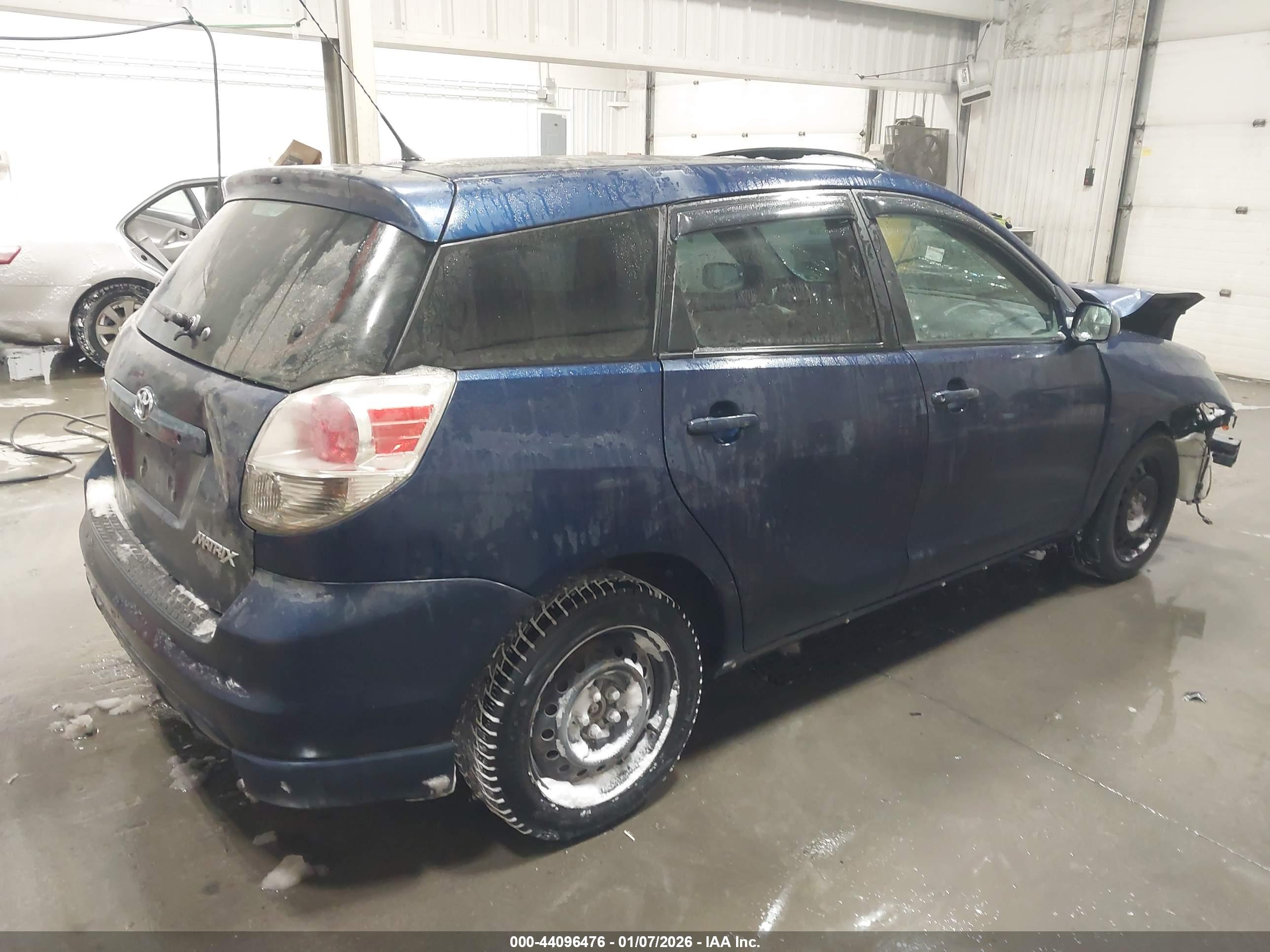 TOYOTA MATRIX image 4