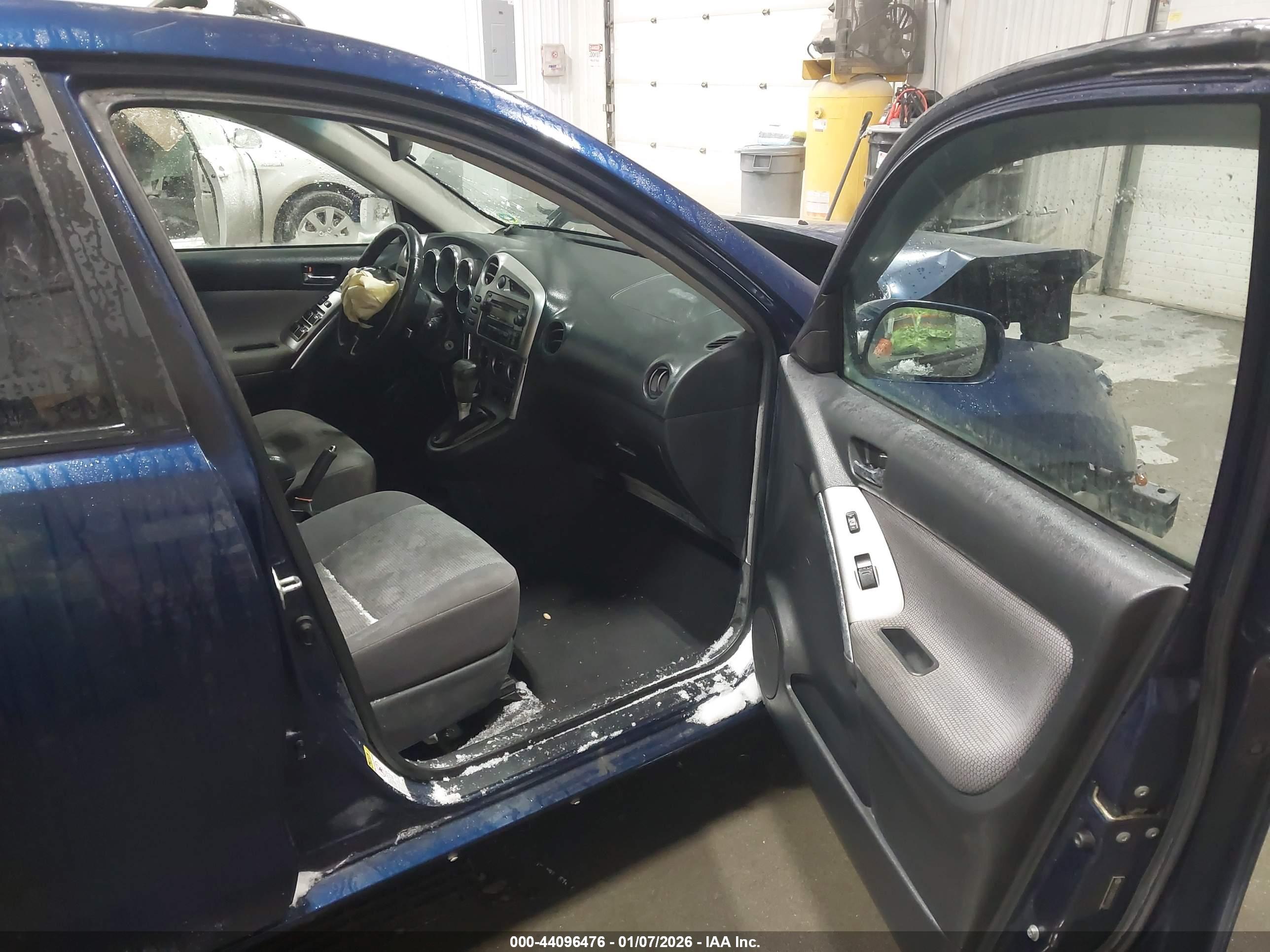 TOYOTA MATRIX image 5