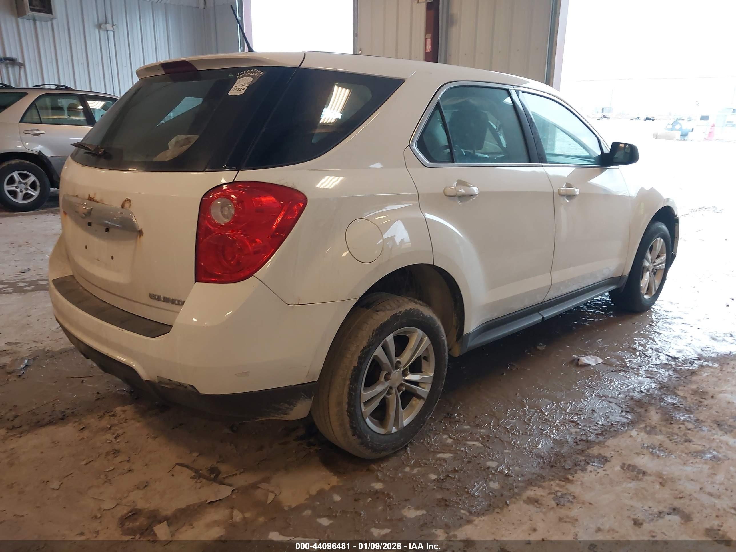 CHEVROLET EQUINOX image 4