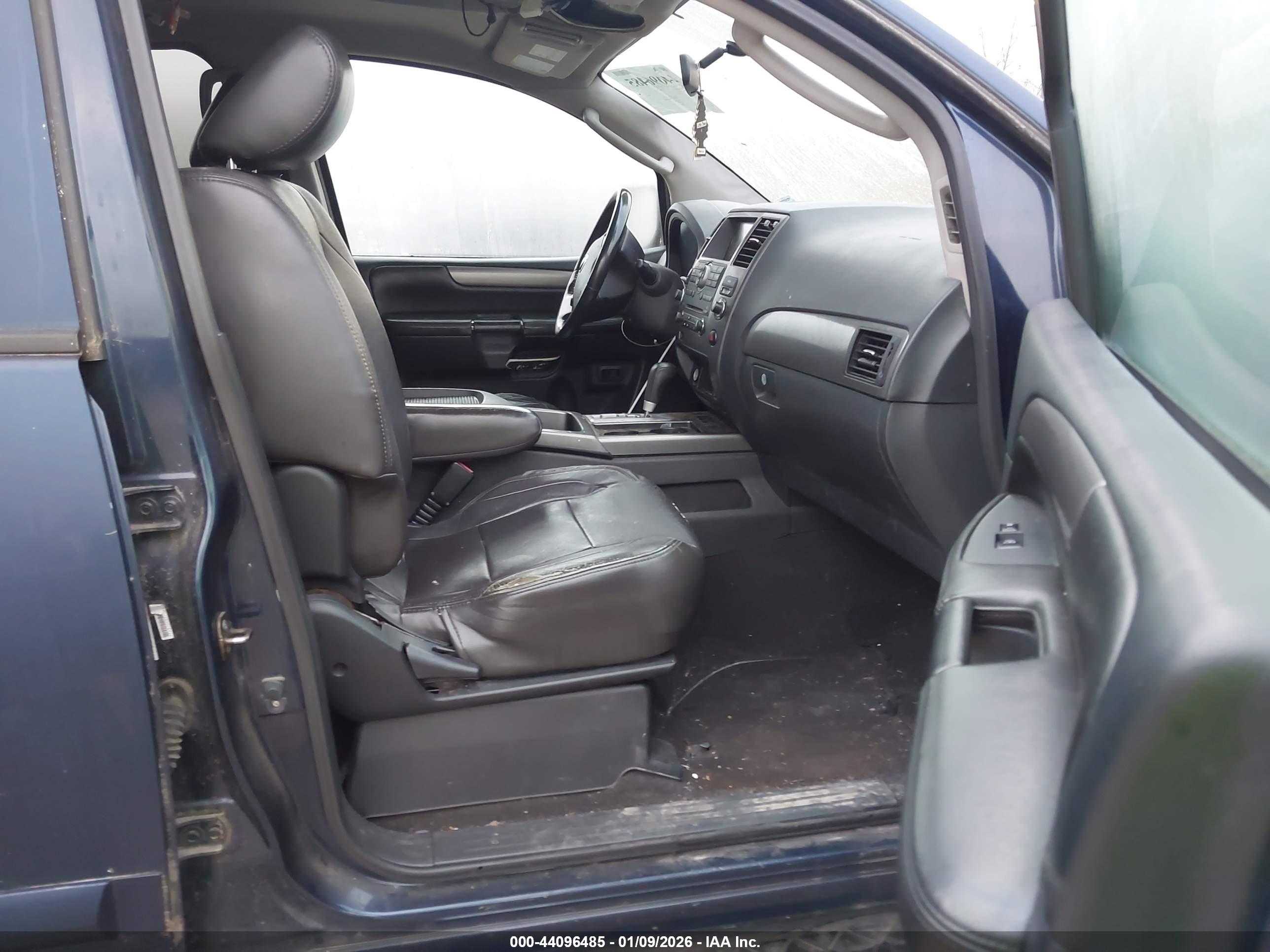 NISSAN ARMADA image 5
