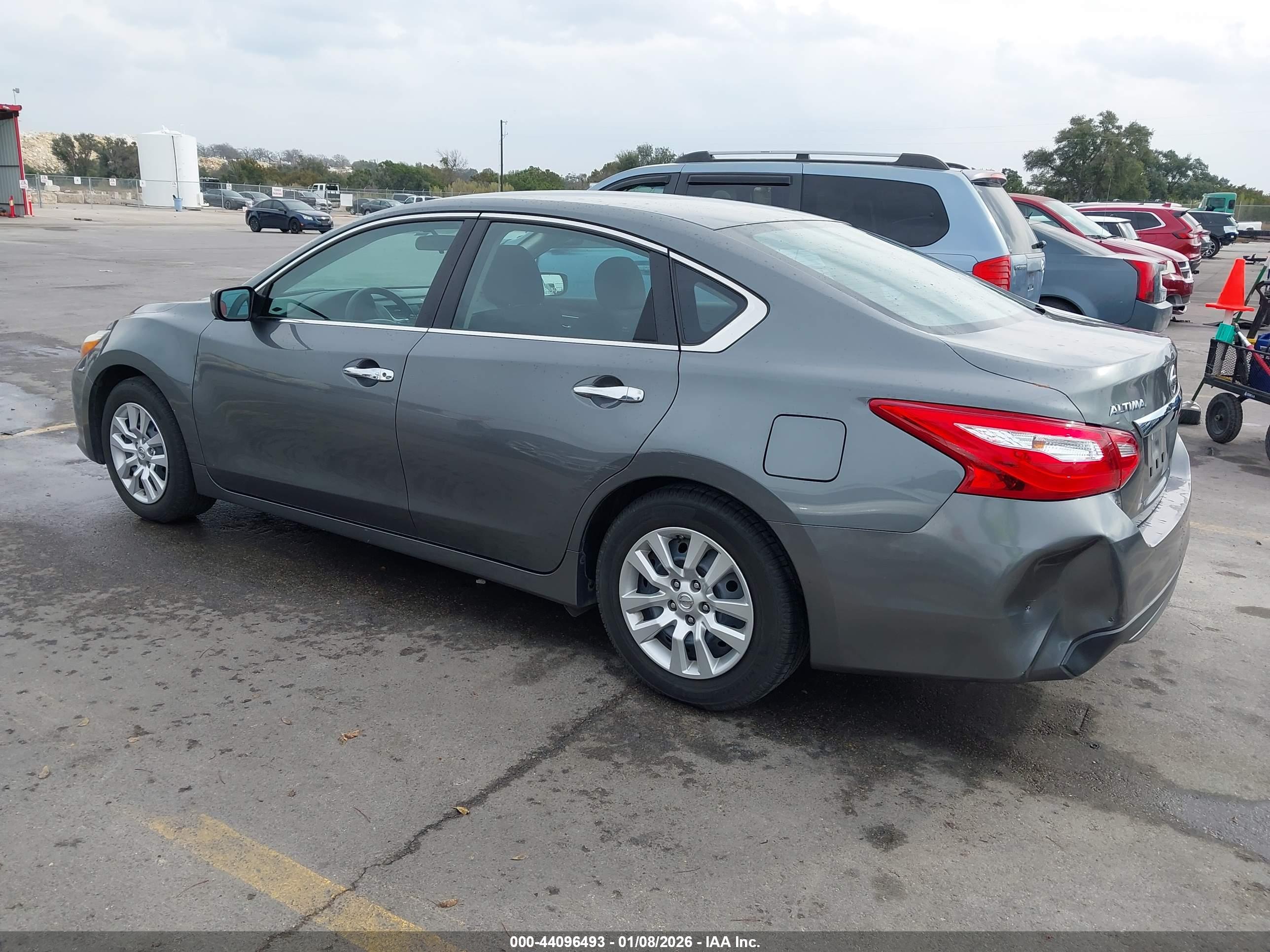NISSAN ALTIMA image 3