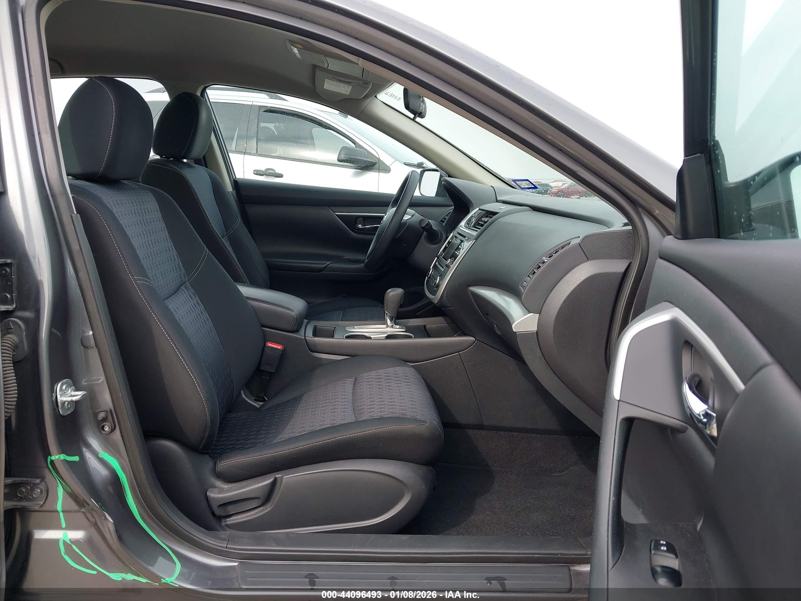 NISSAN ALTIMA image 5