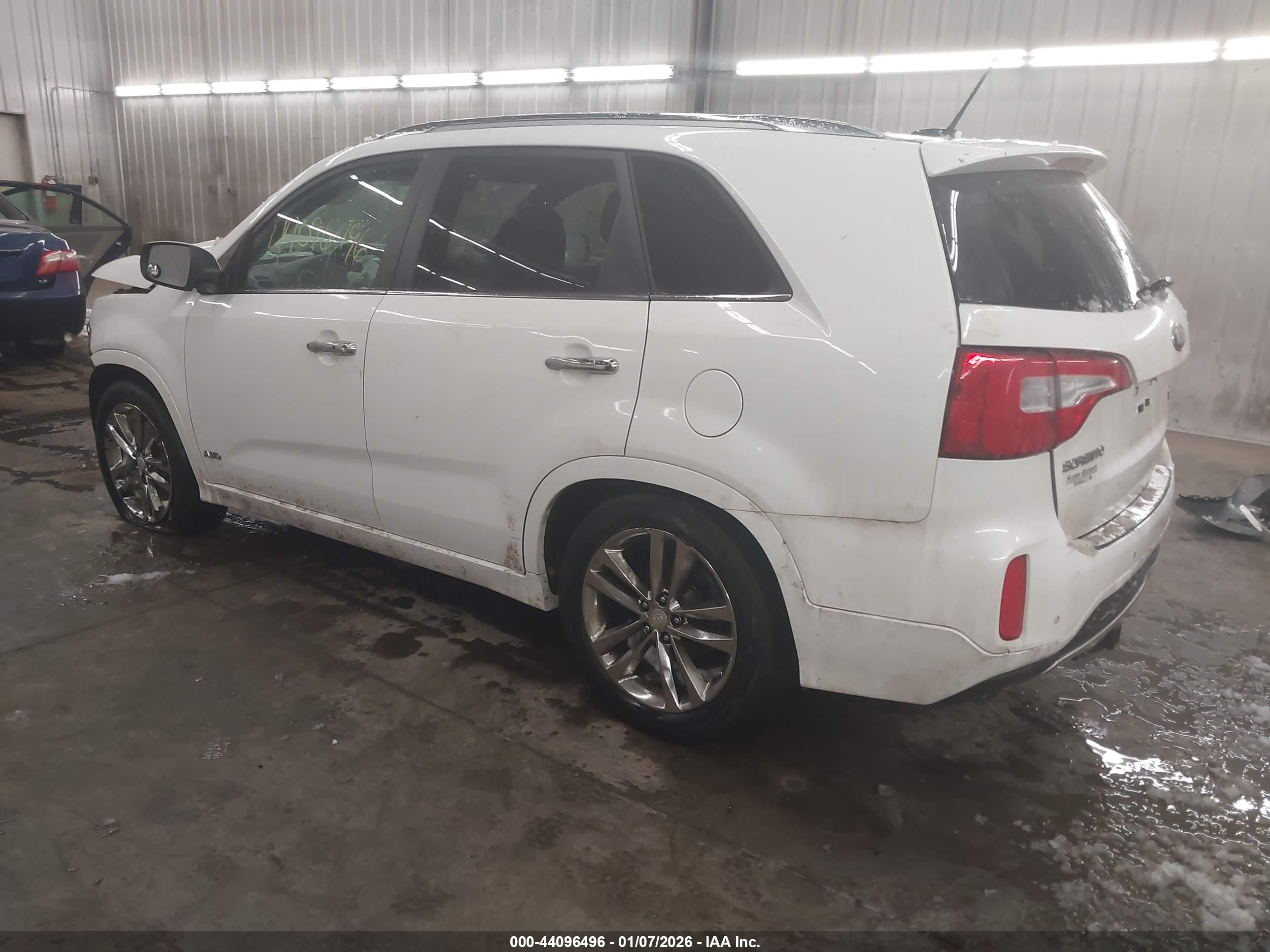 KIA SORENTO image 3