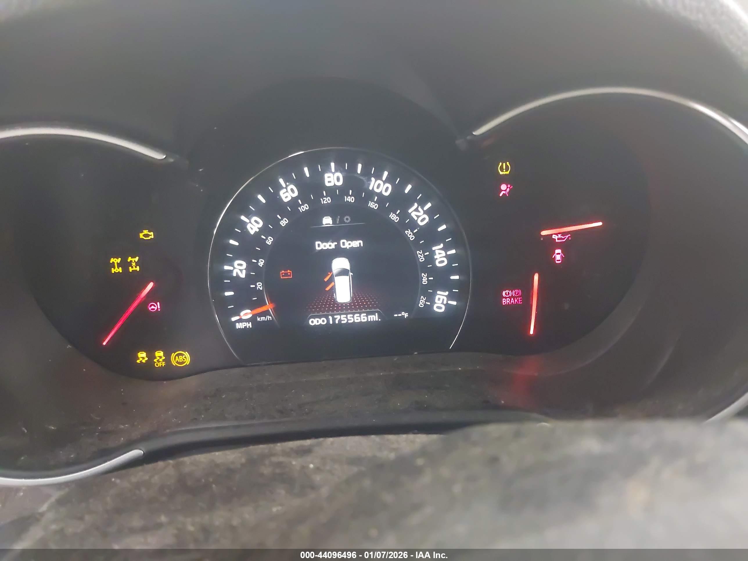 KIA SORENTO image 7