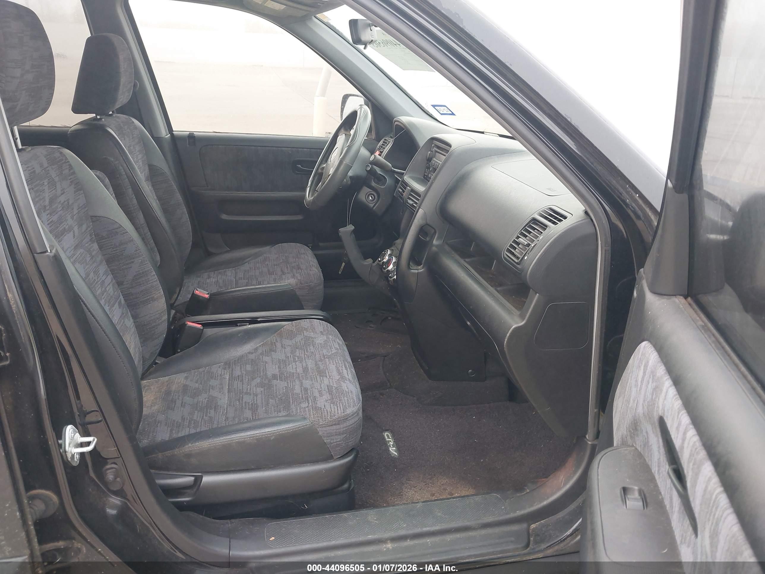 HONDA CR-V image 5