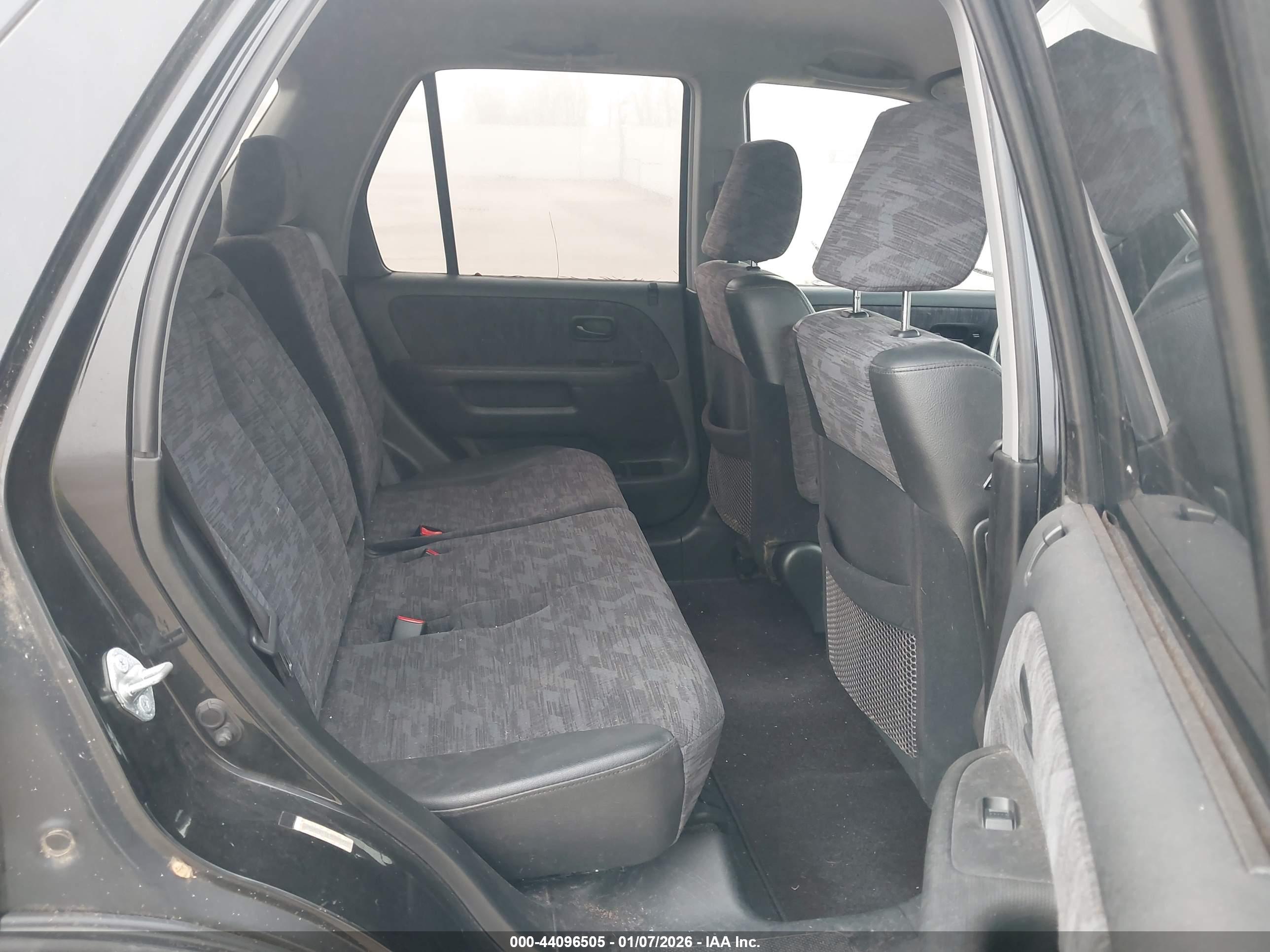 HONDA CR-V image 8