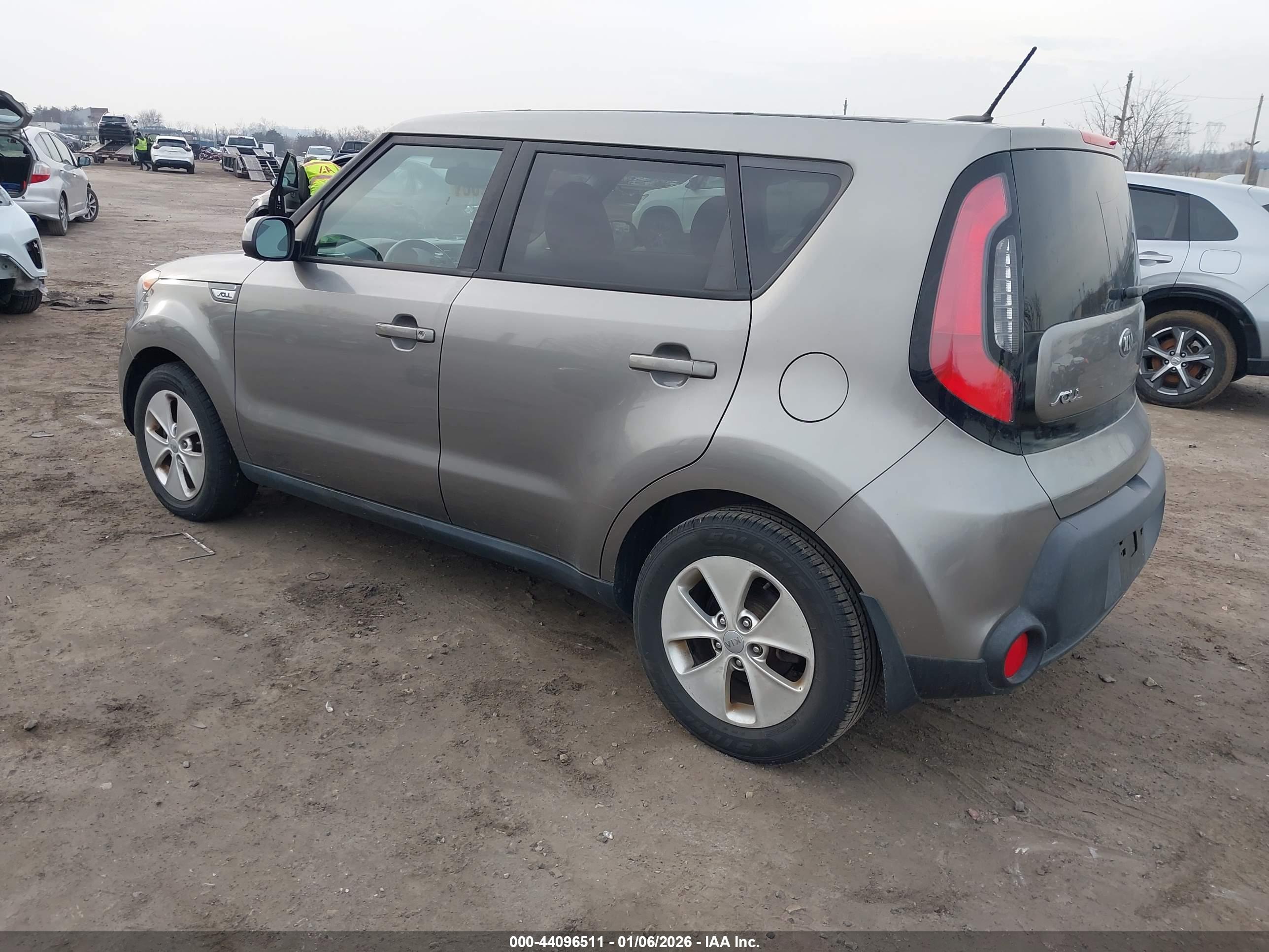 KIA SOUL image 3