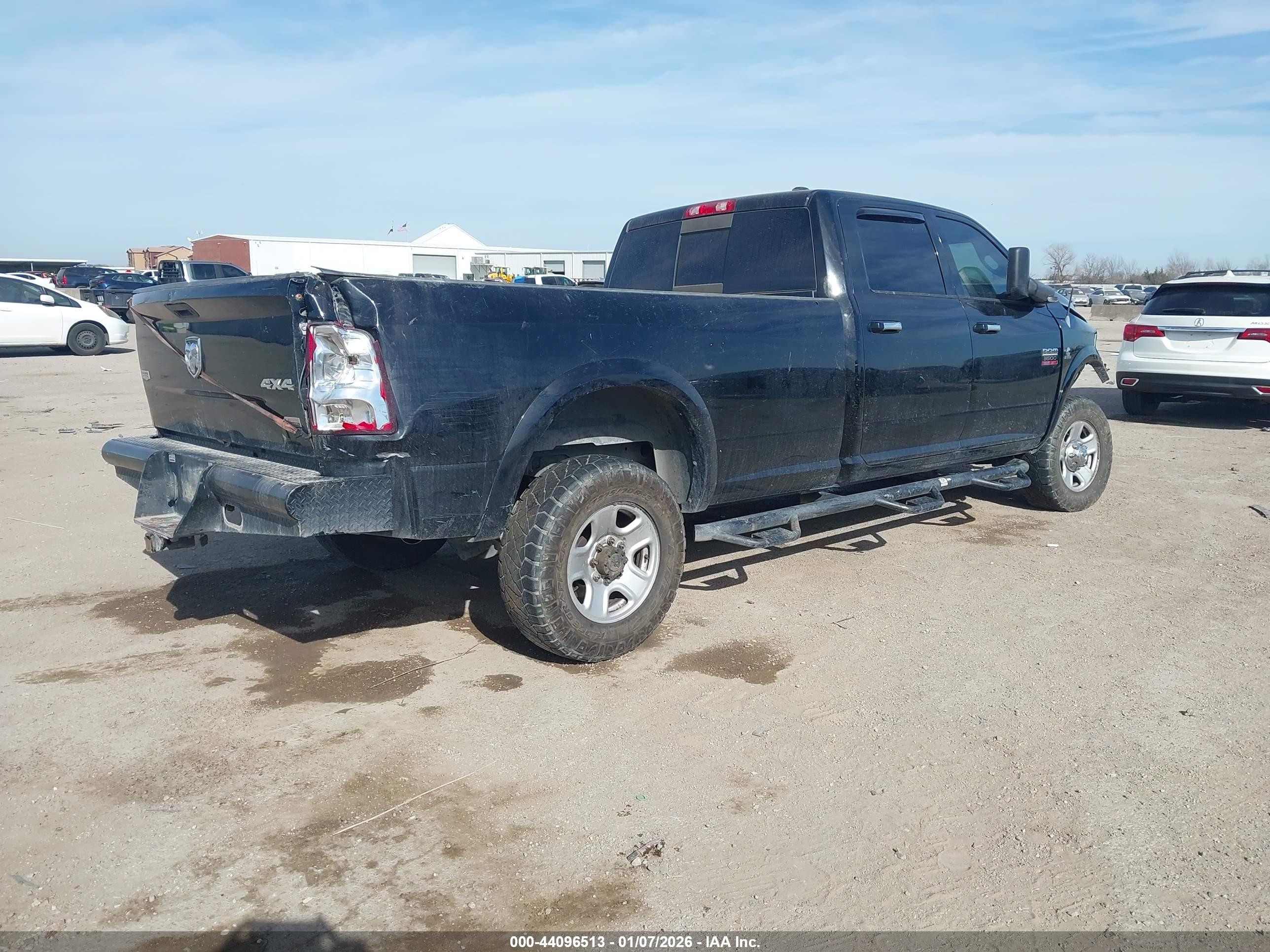 RAM 3500 image 4