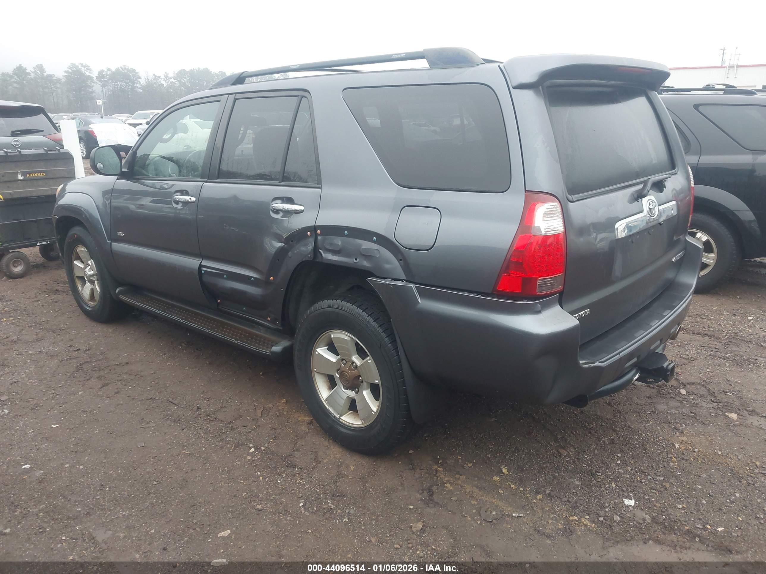 TOYOTA 4RUNNER image 3