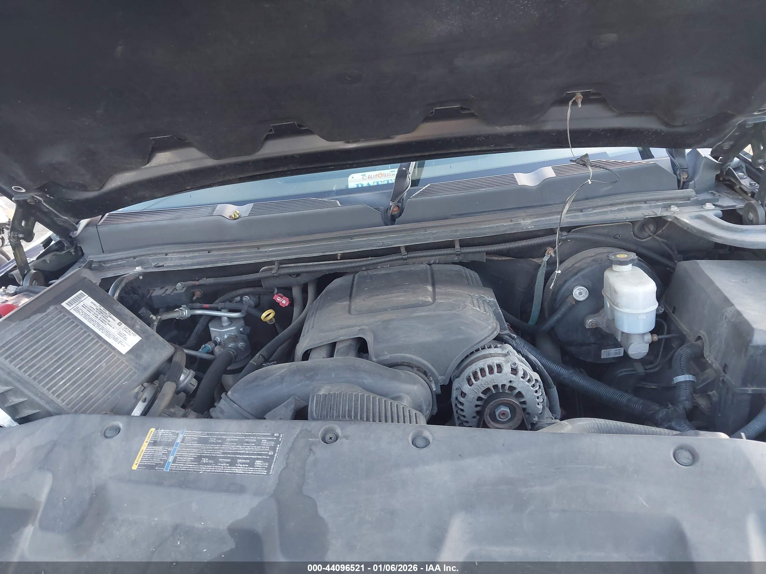 CHEVROLET SILVERADO image 10