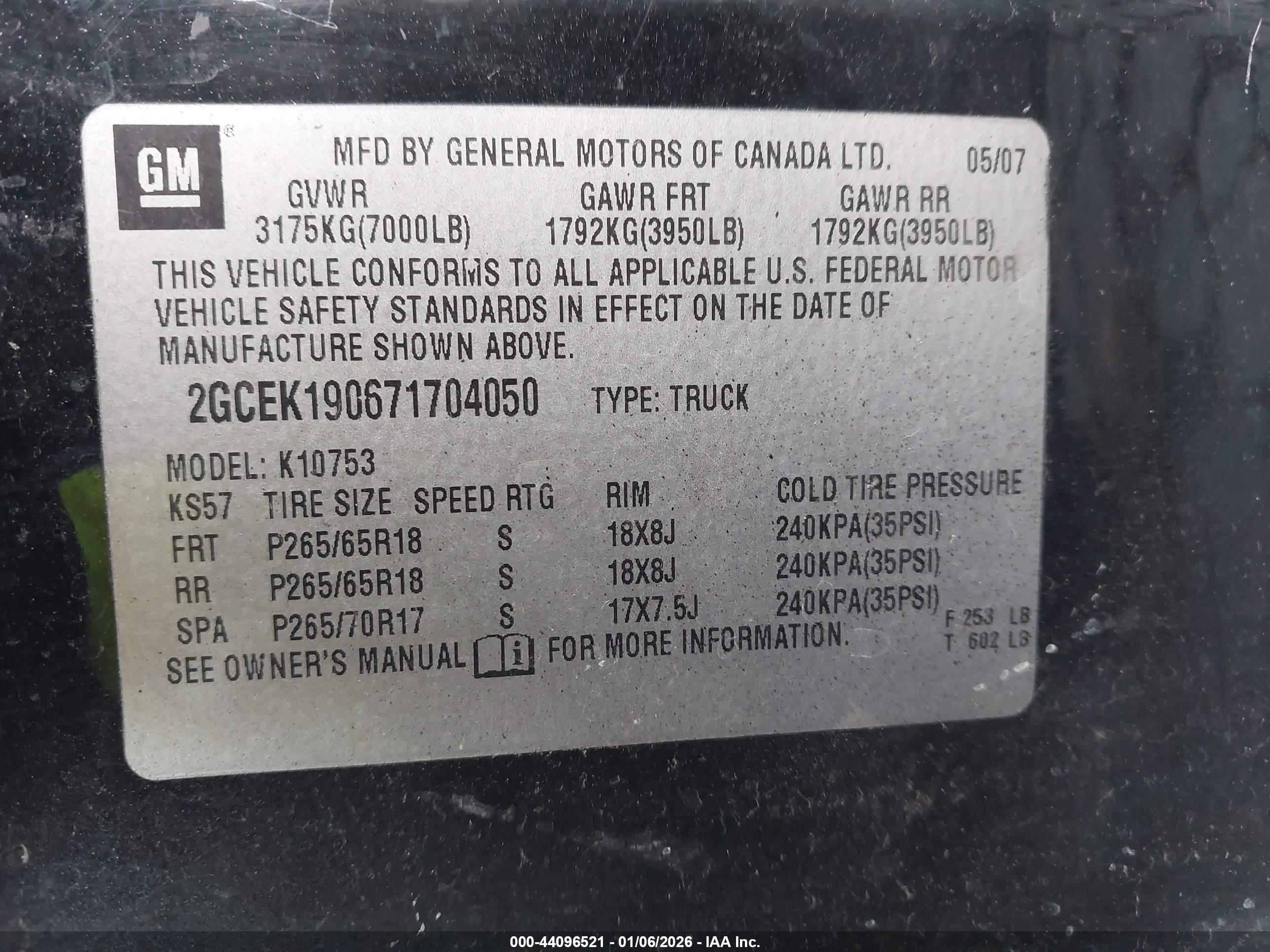 CHEVROLET SILVERADO image 9