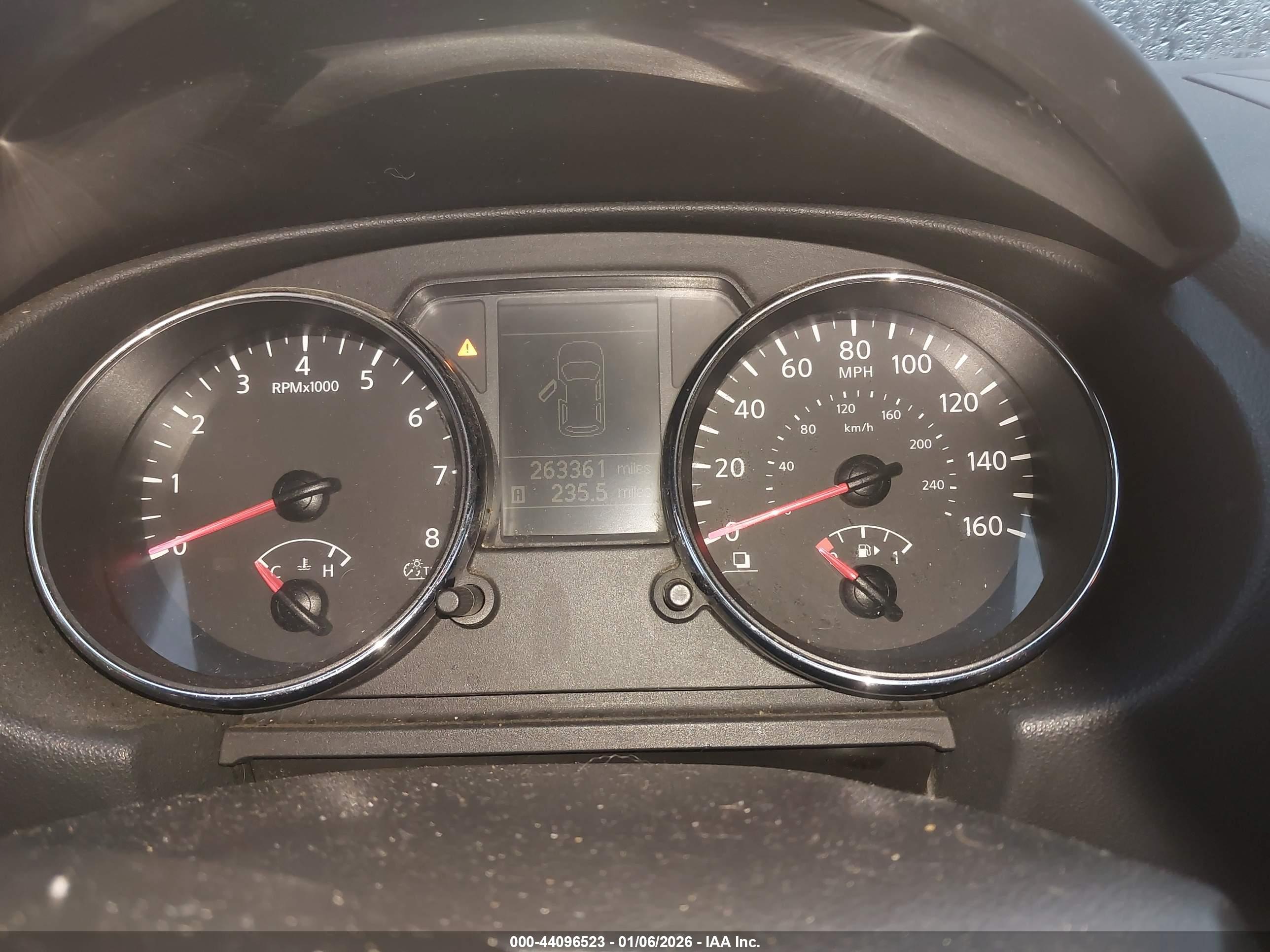 NISSAN ROGUE image 7