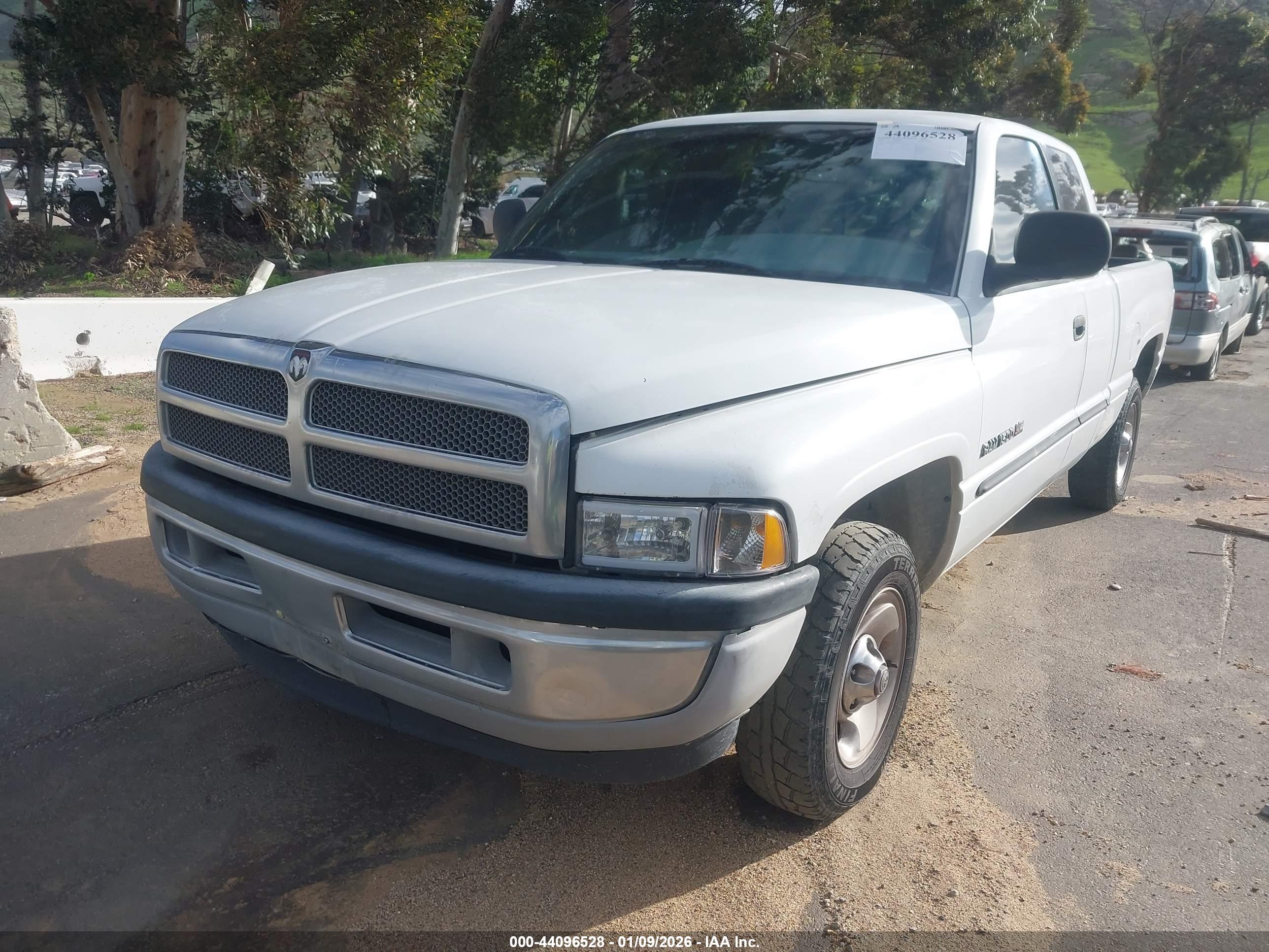 DODGE RAM image 2