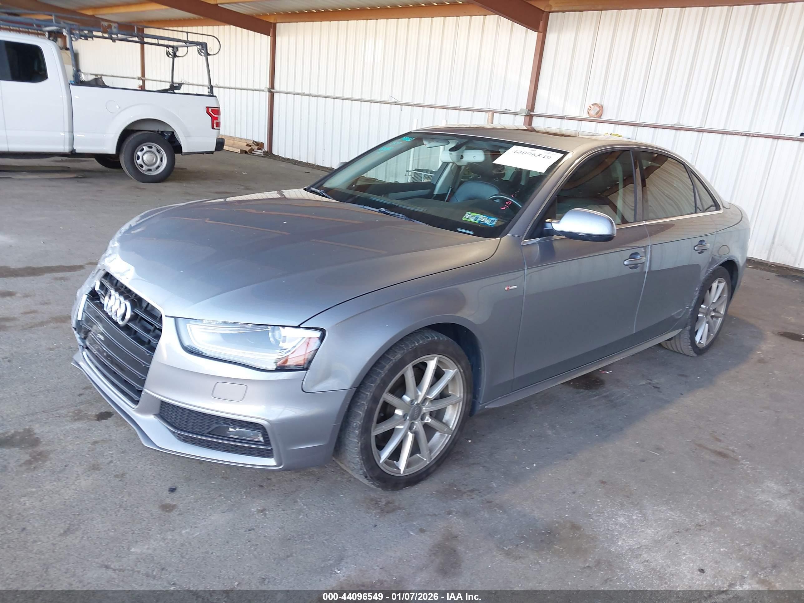 AUDI A4 image 2