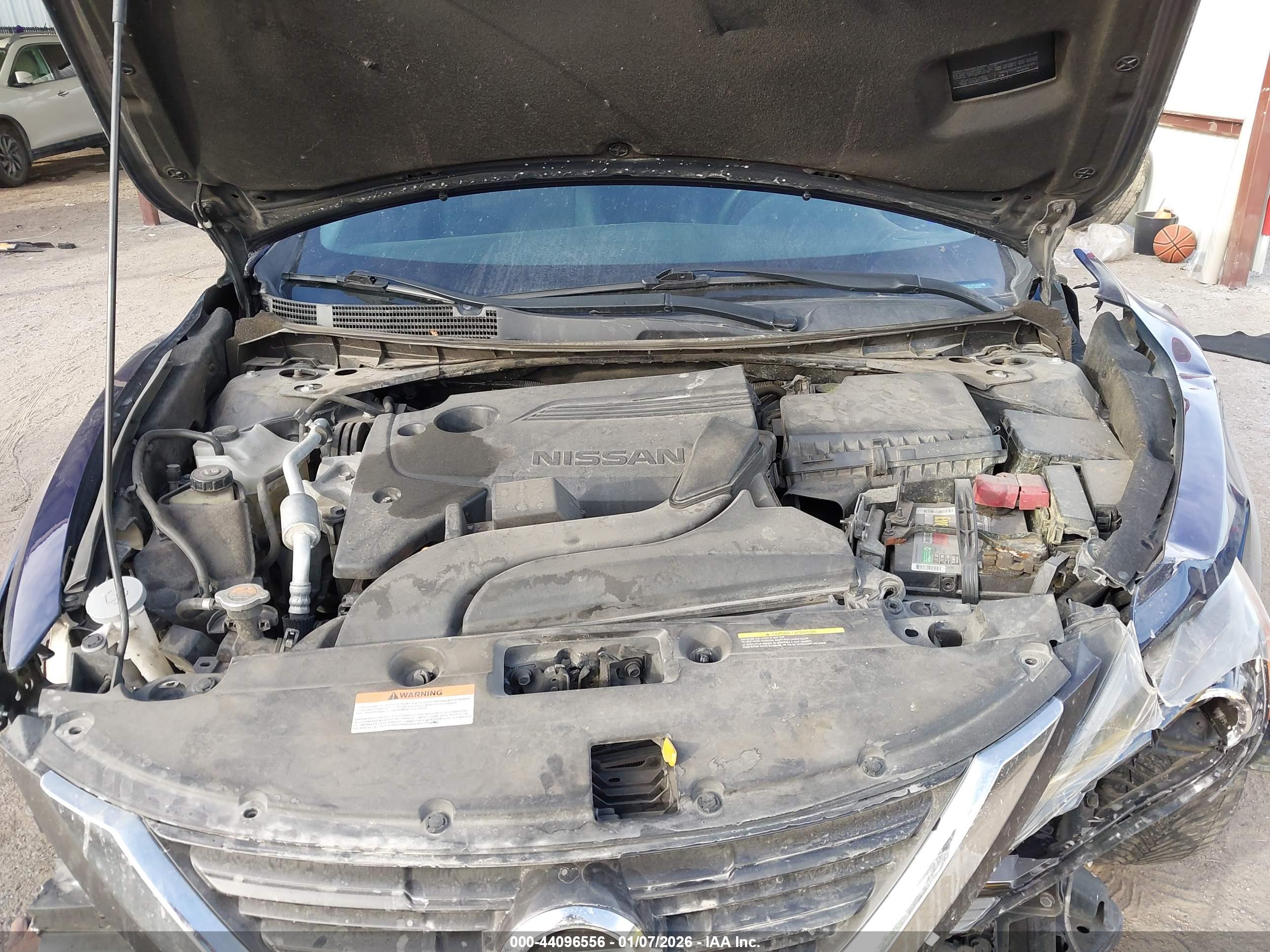 NISSAN ALTIMA image 10