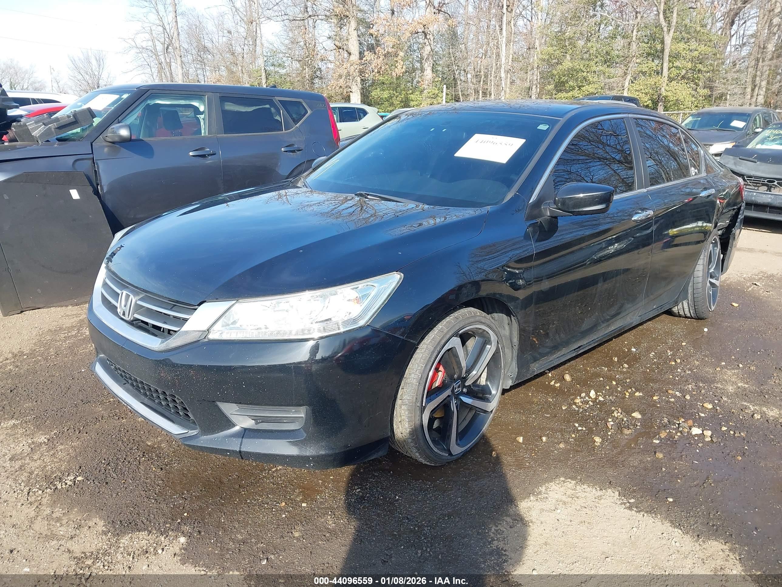 HONDA ACCORD image 2