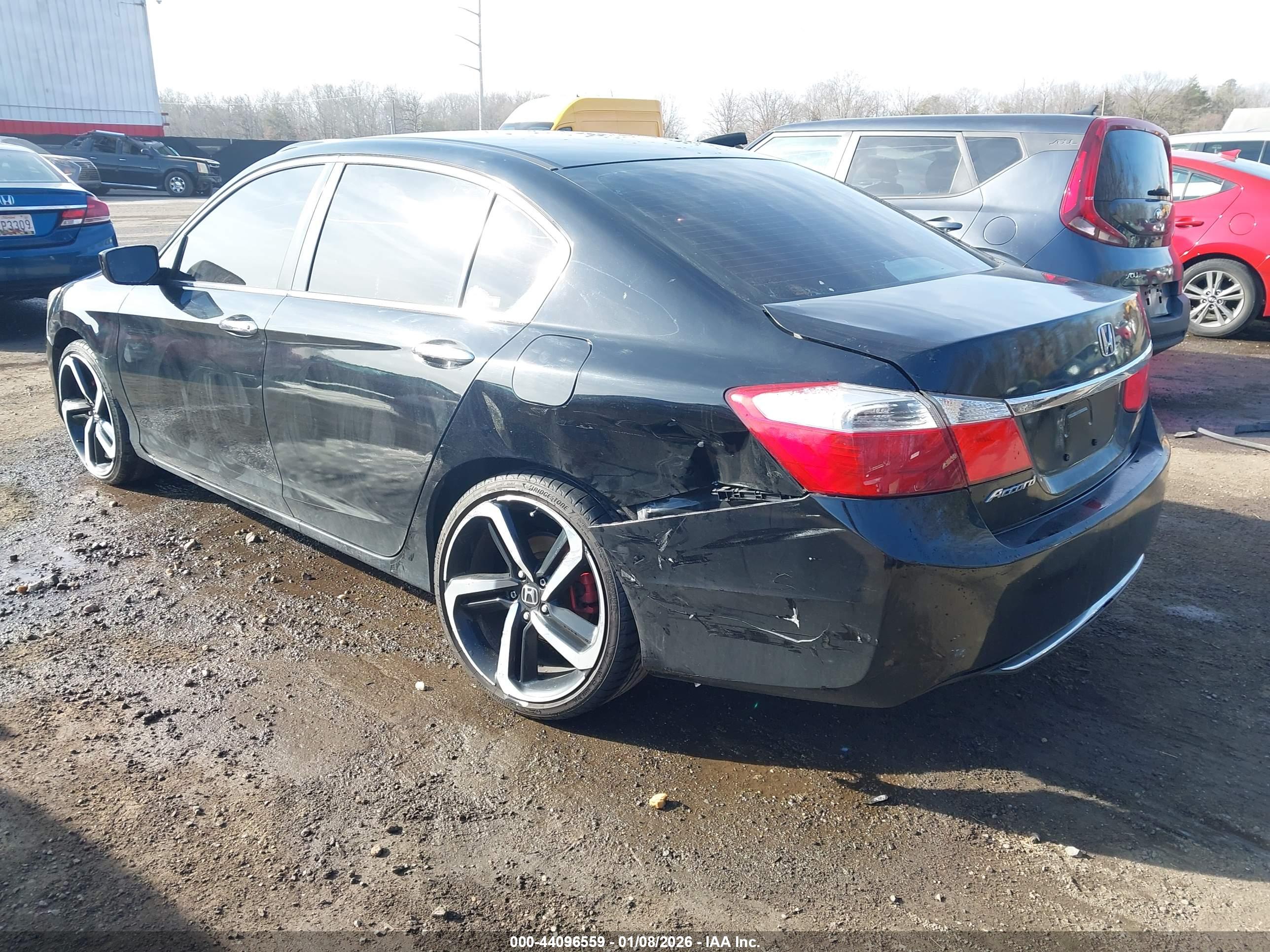 HONDA ACCORD image 3