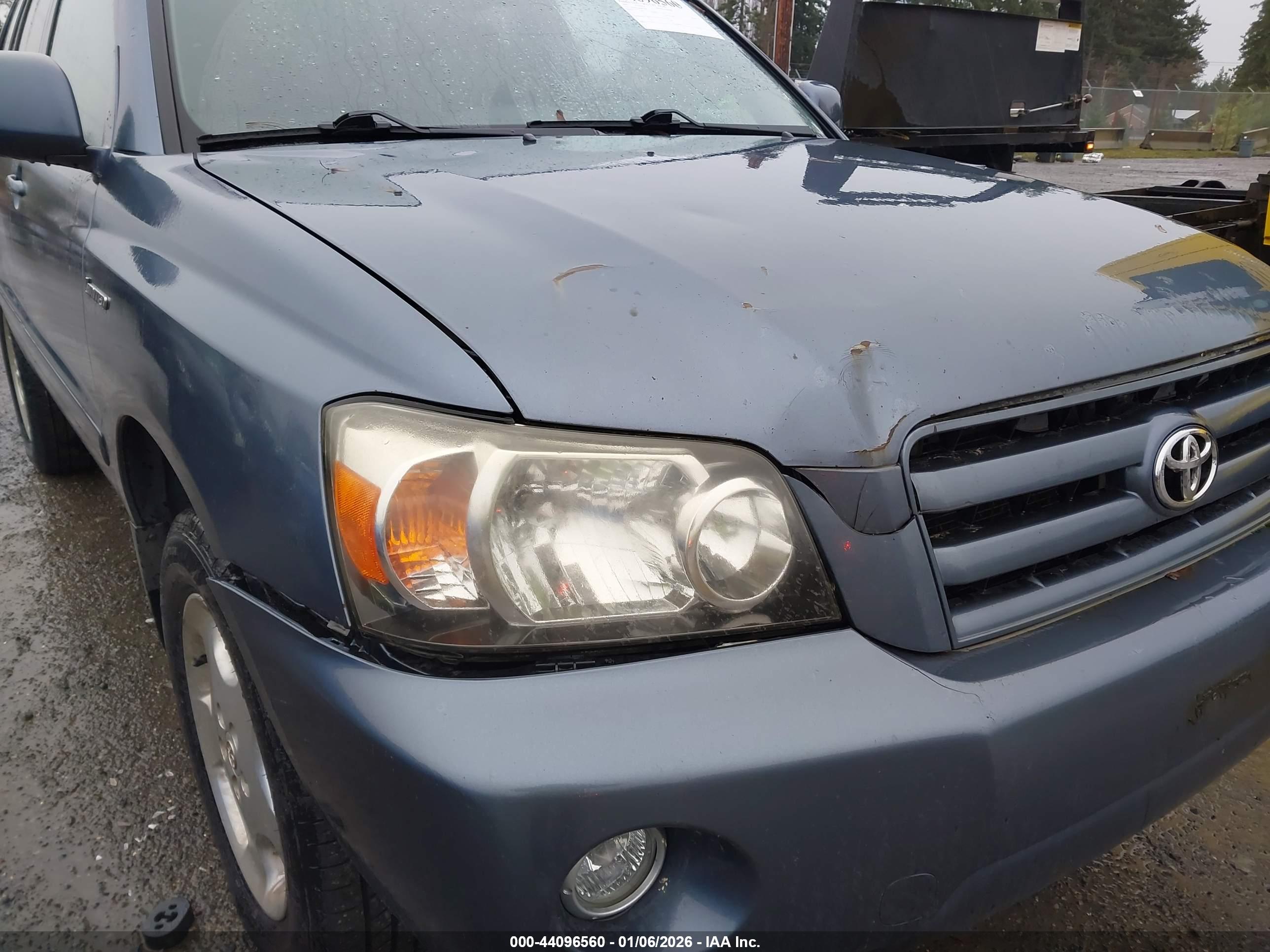 TOYOTA HIGHLANDER image 6