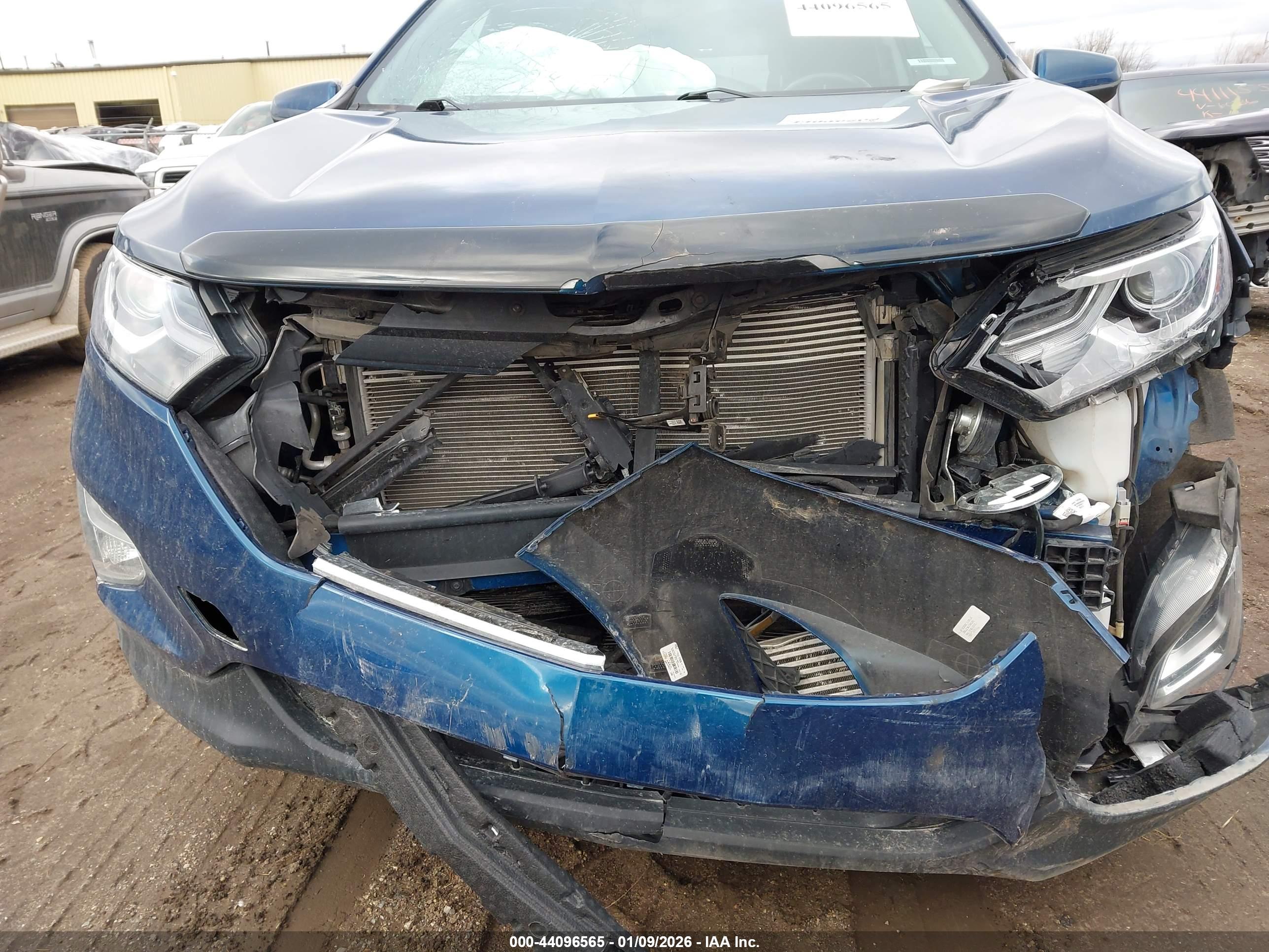 CHEVROLET EQUINOX image 6
