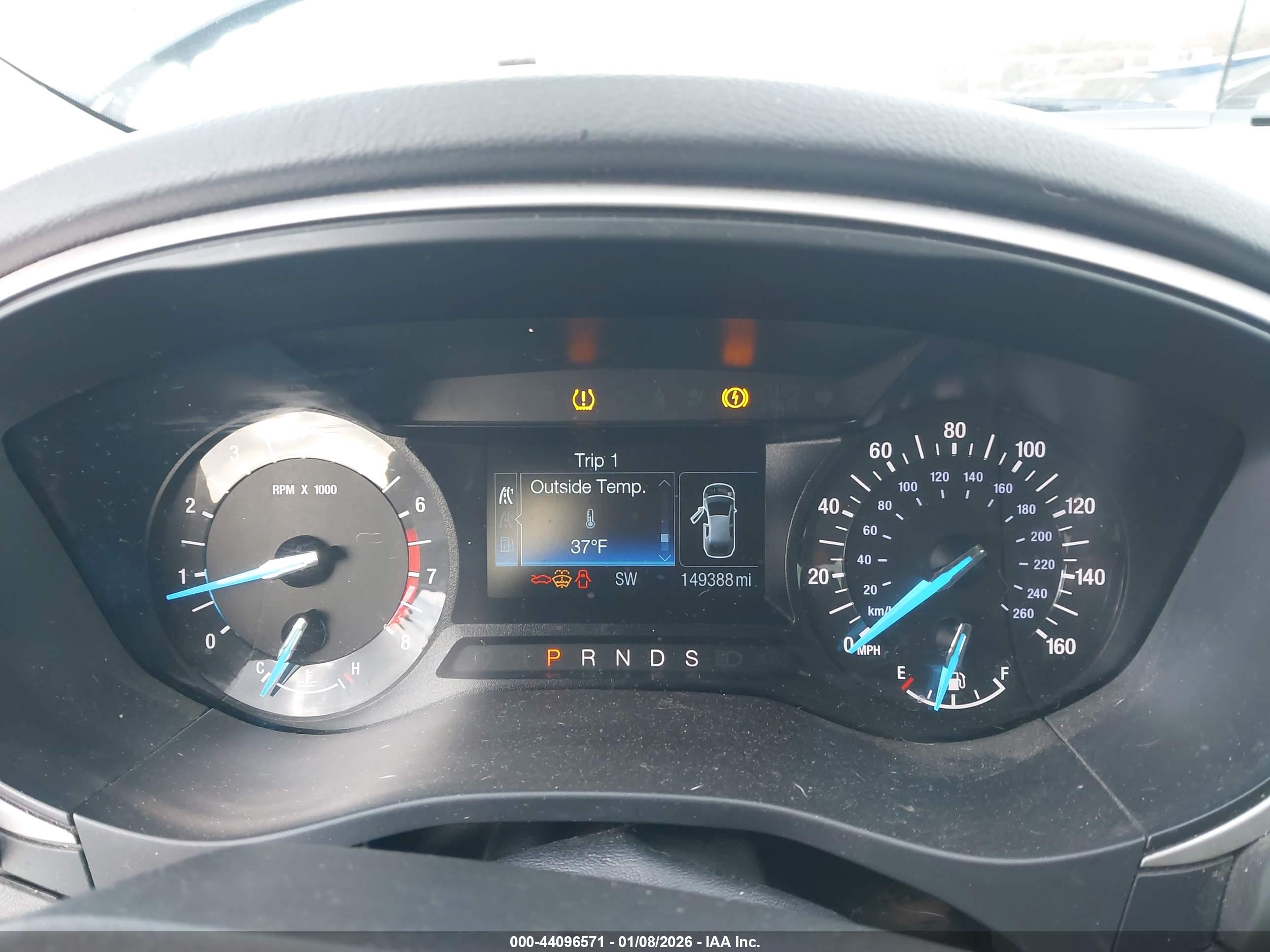 FORD FUSION image 7