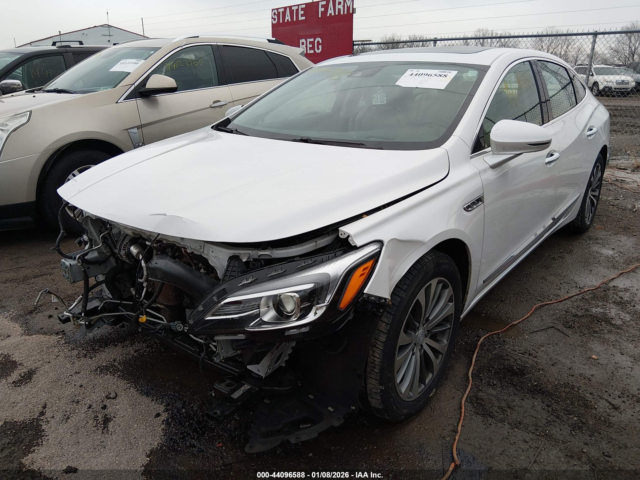 BUICK LACROSSE image 2