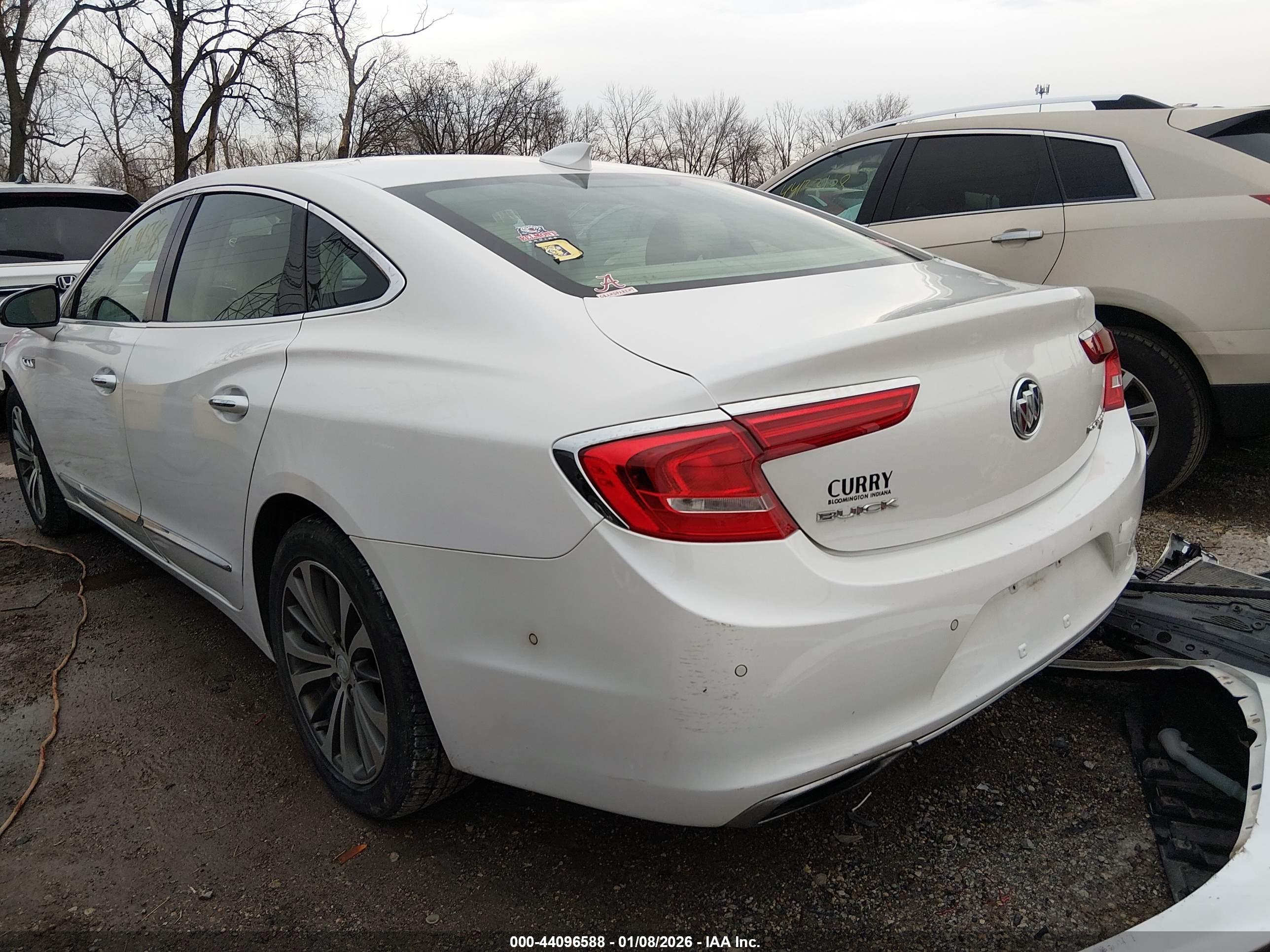 BUICK LACROSSE image 3