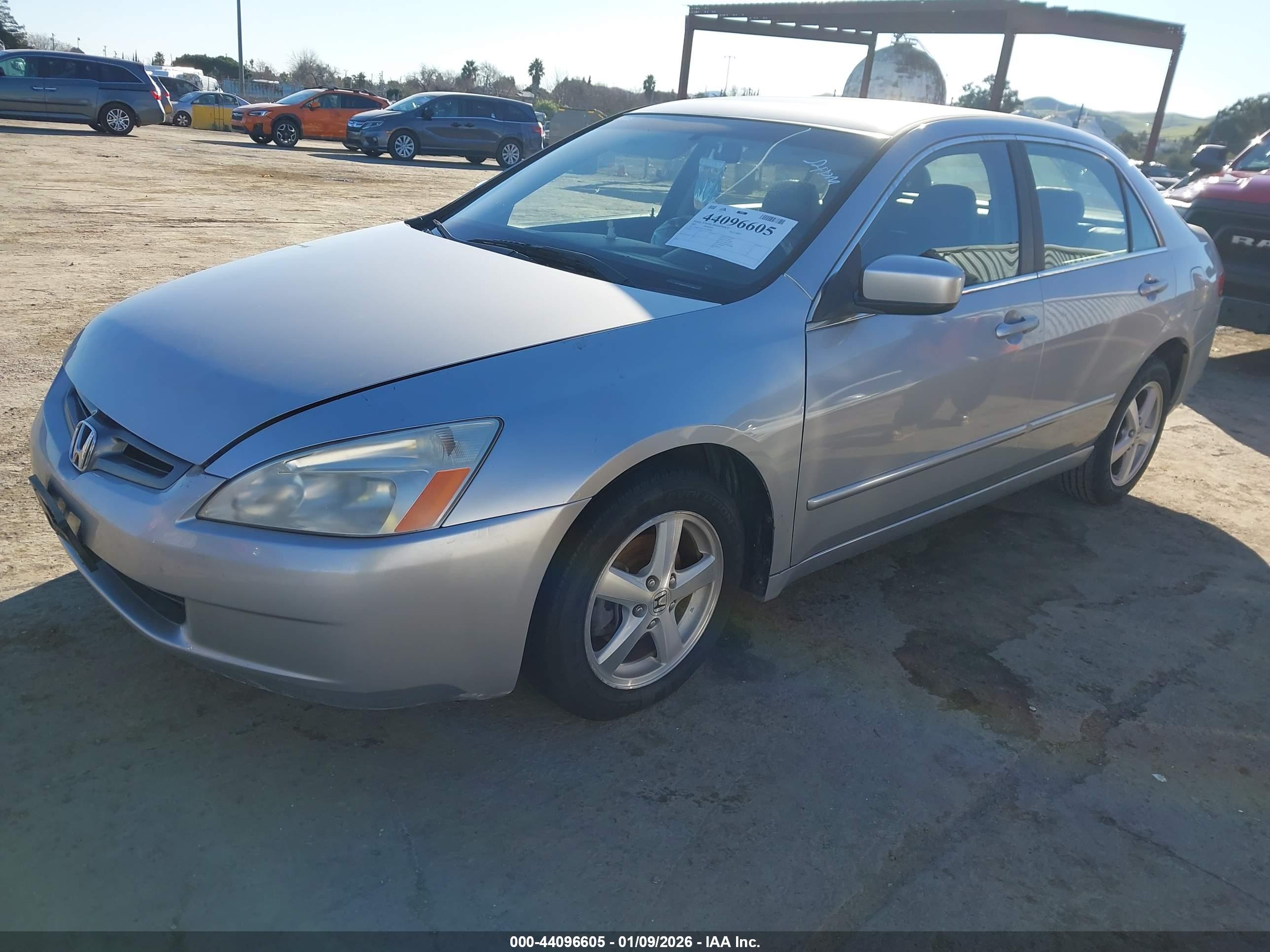 HONDA ACCORD image 2