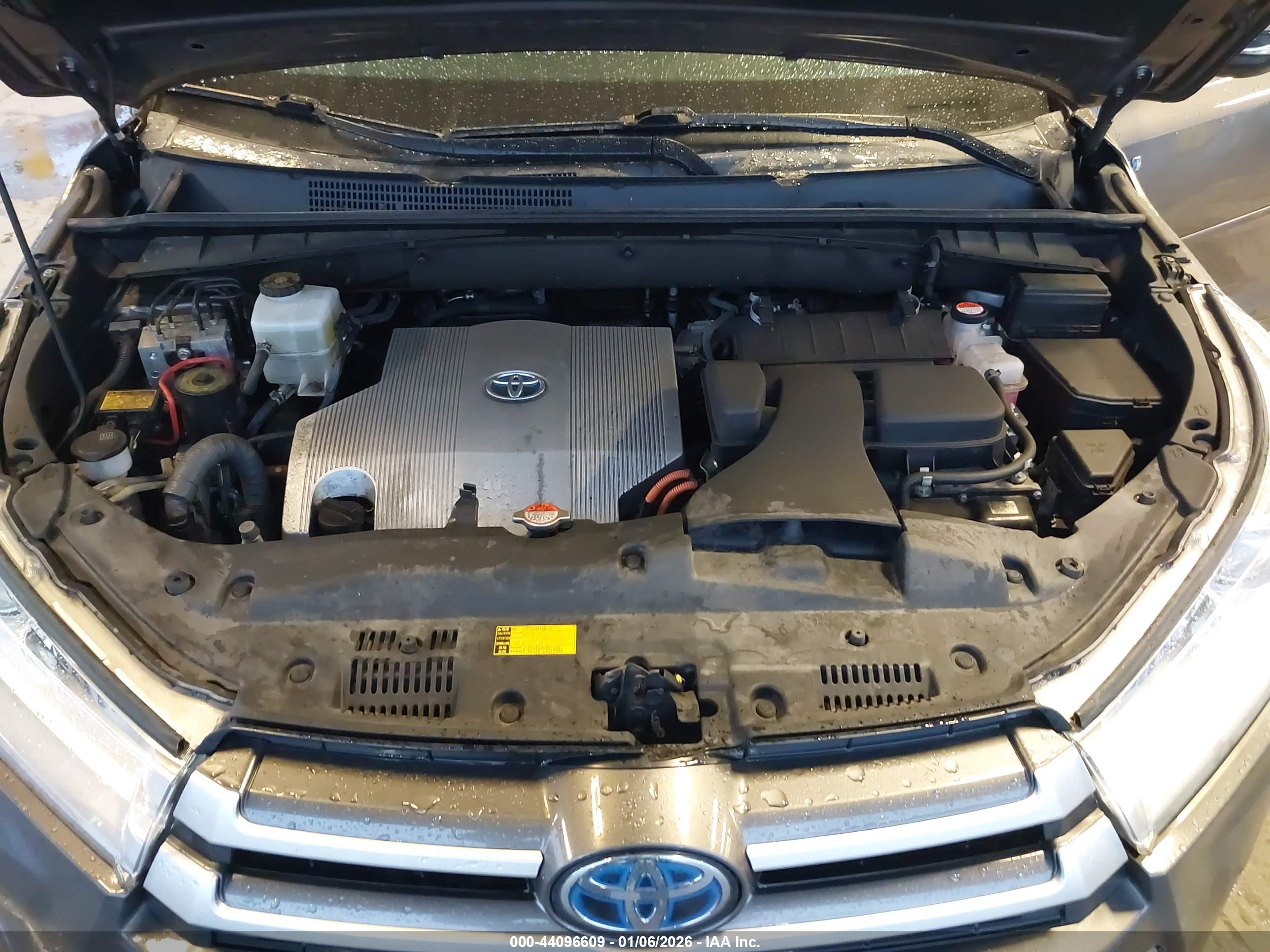 TOYOTA HIGHLANDER image 10