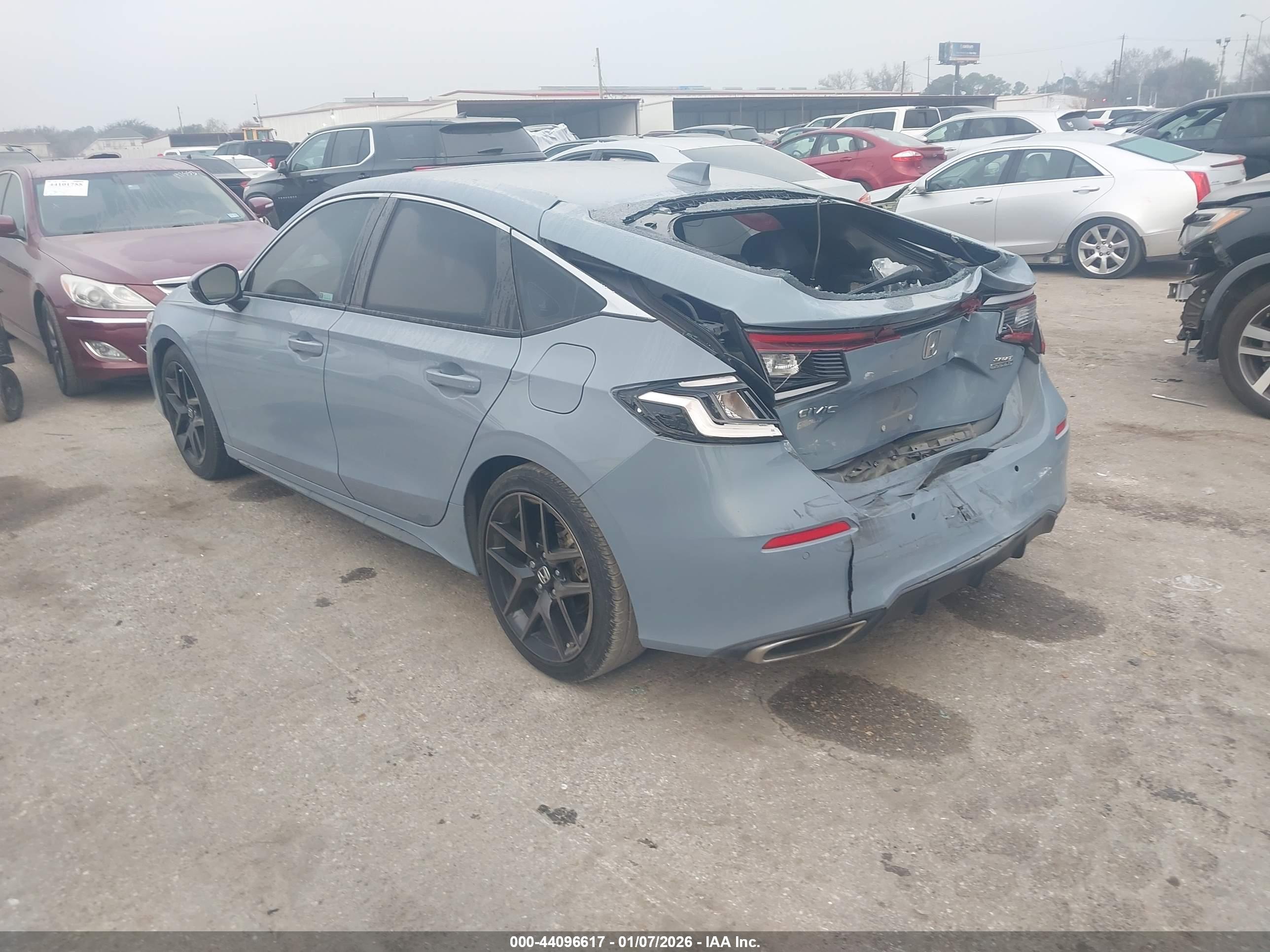 HONDA CIVIC image 3