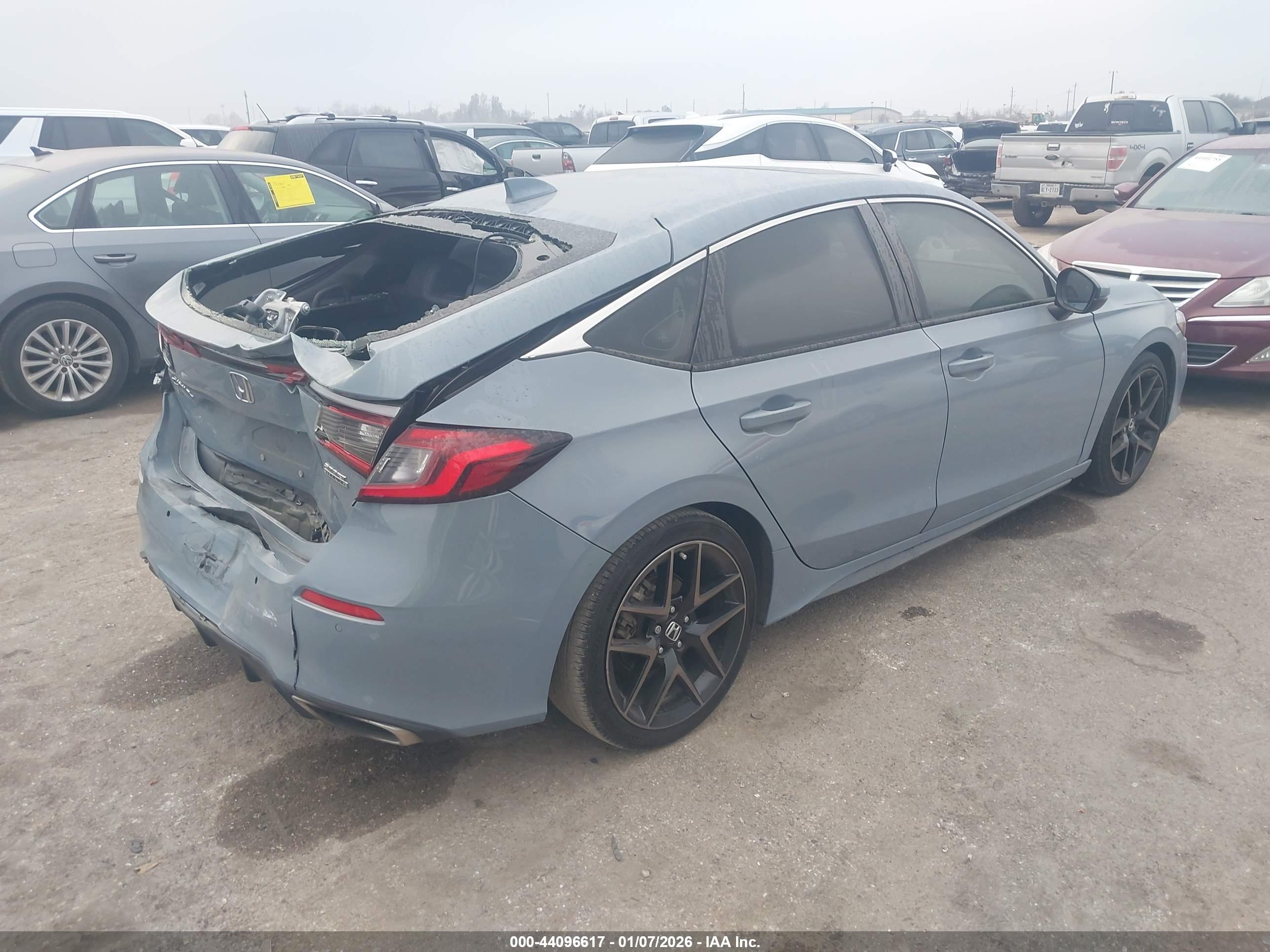 HONDA CIVIC image 4