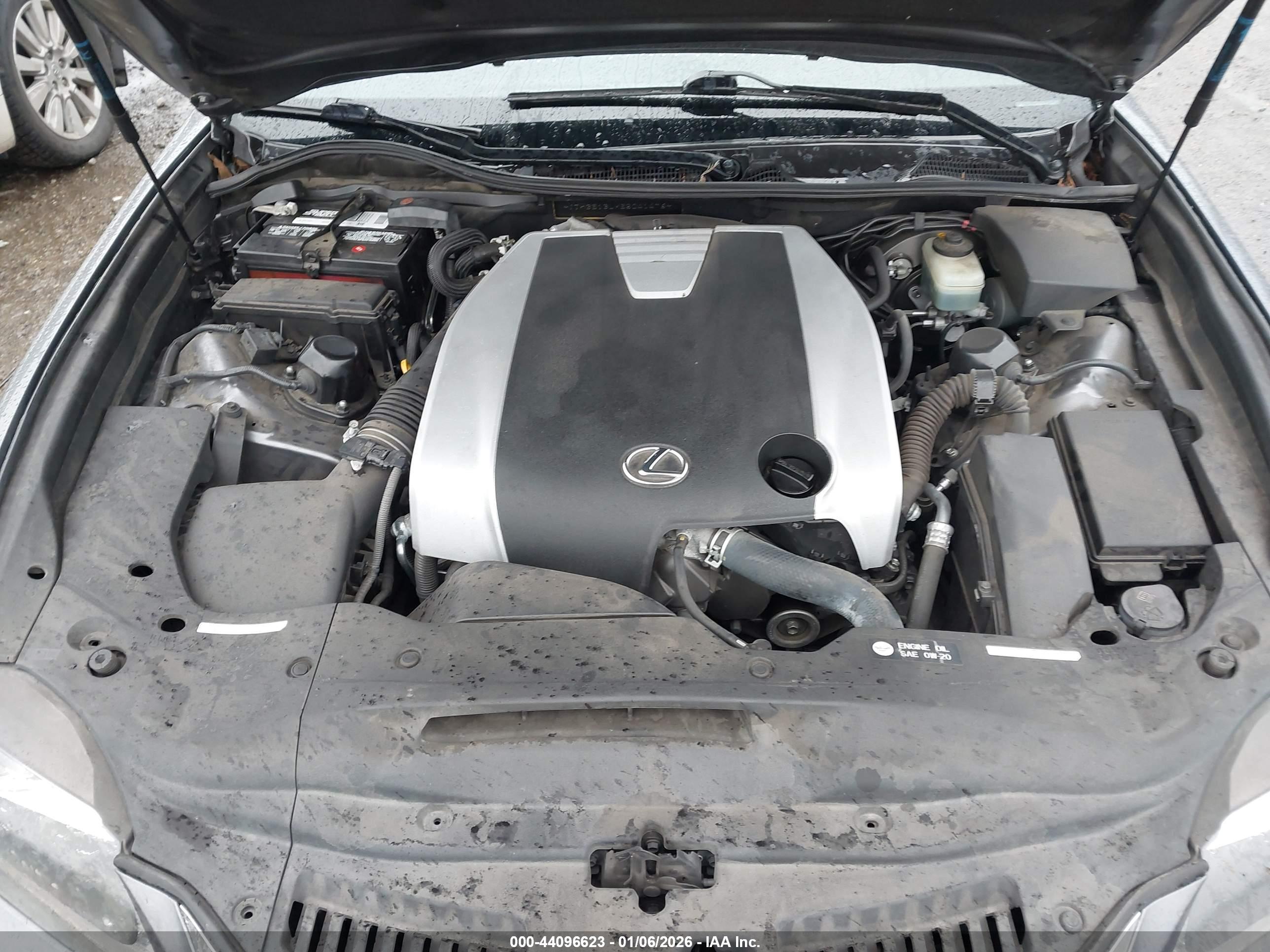 LEXUS GS image 10