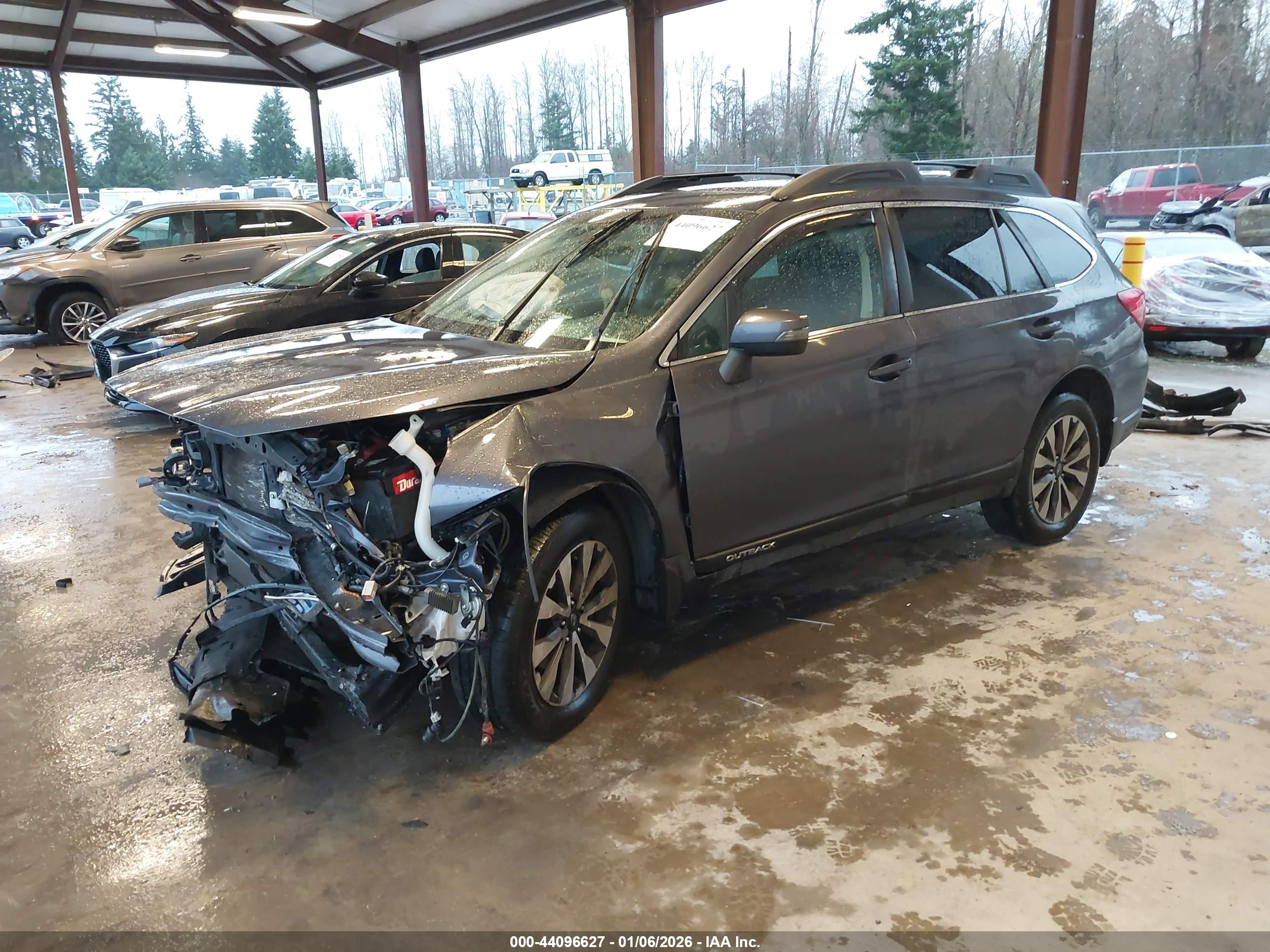 SUBARU OUTBACK image 2