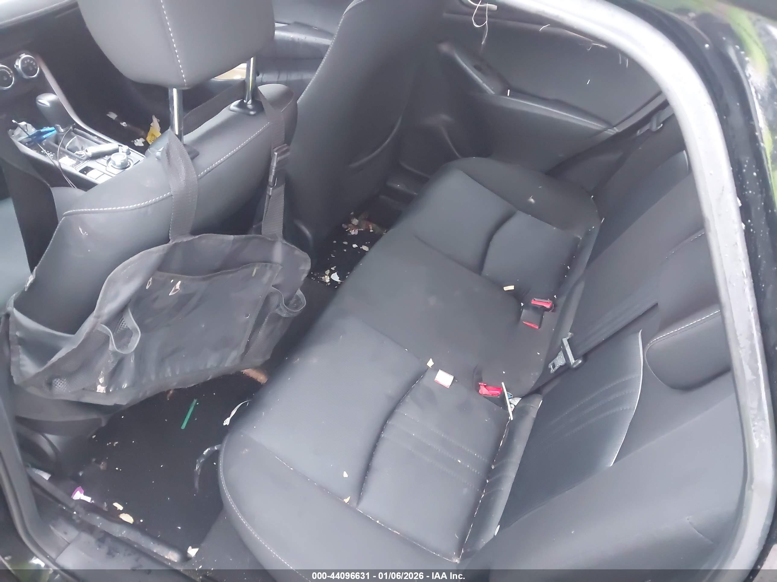 MAZDA CX-3 image 8