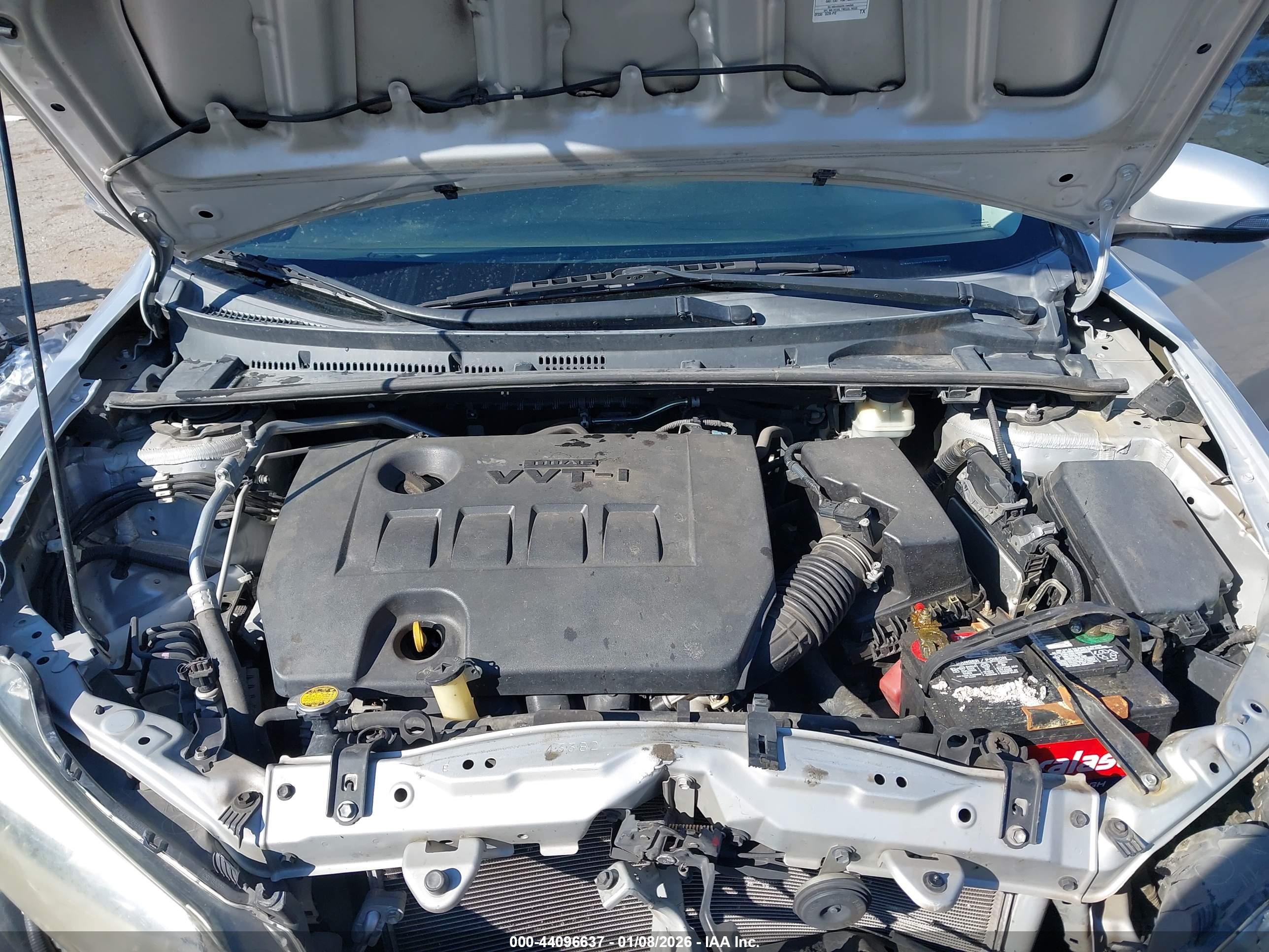 TOYOTA COROLLA image 10