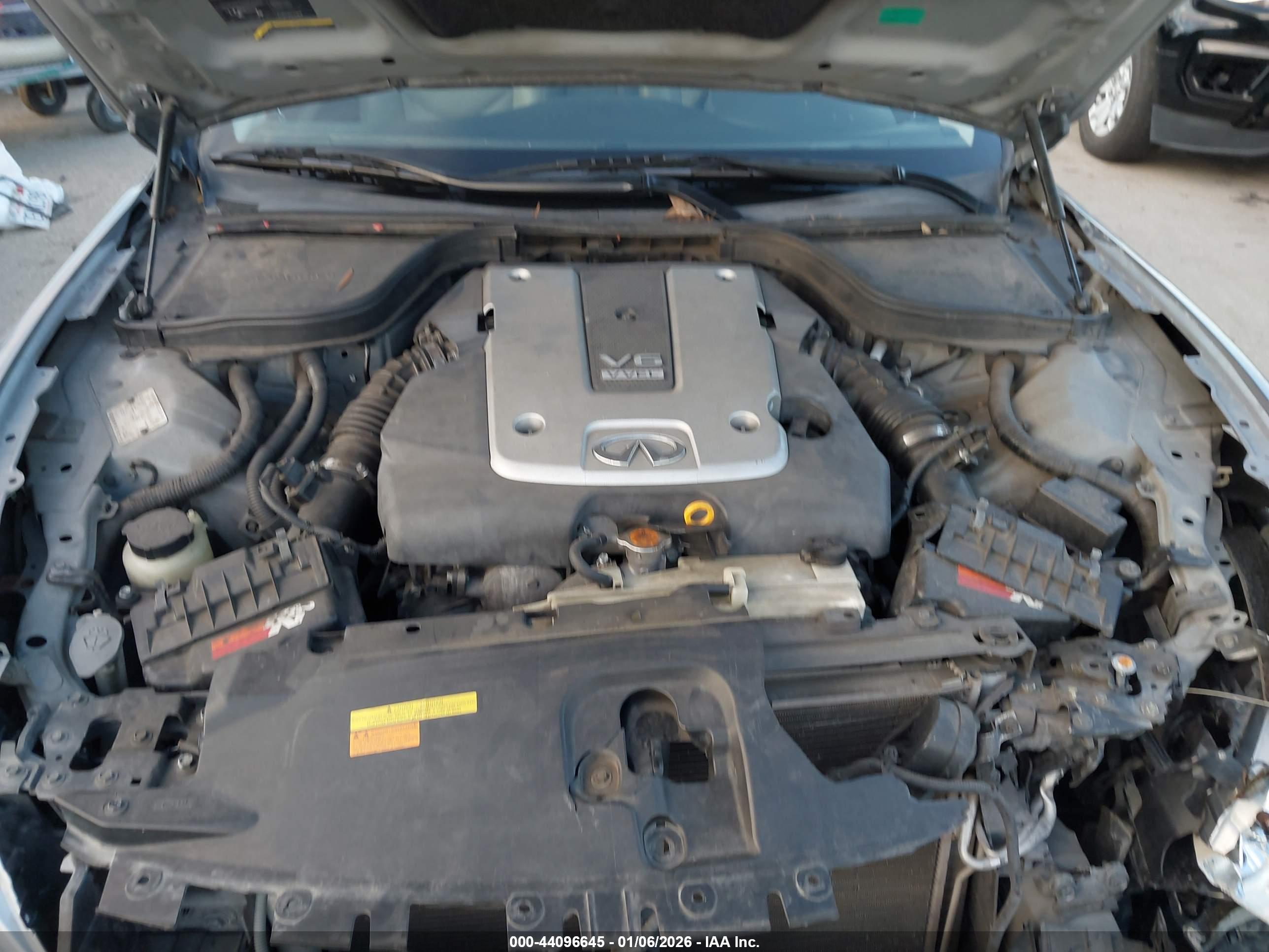 INFINITI G37 image 10